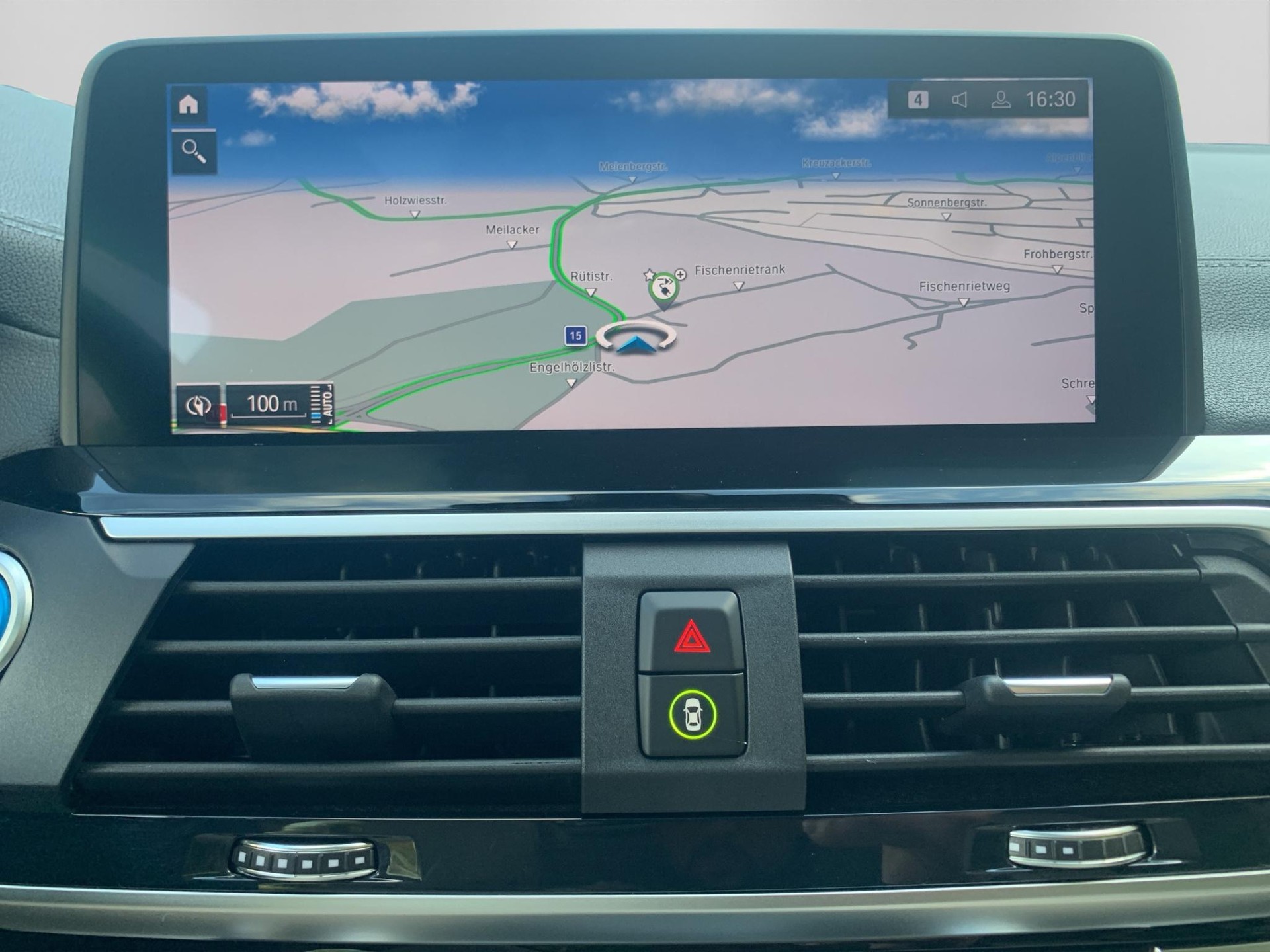 BMW iX3 Impressive-image-12