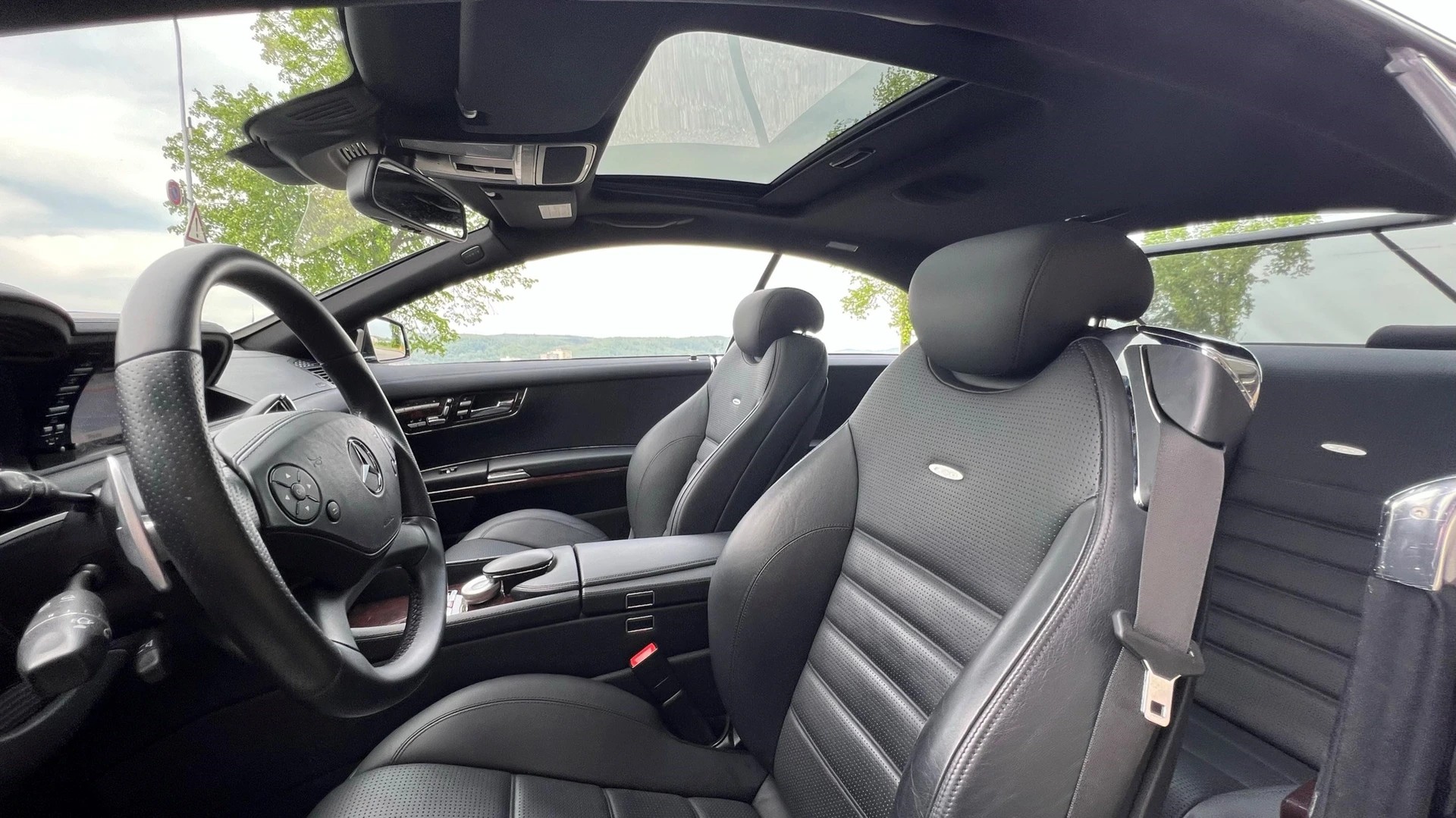 MERCEDES-BENZ CL 63 AMG STYLE SPEEDSHIFT MCT l 544 PS-image-27