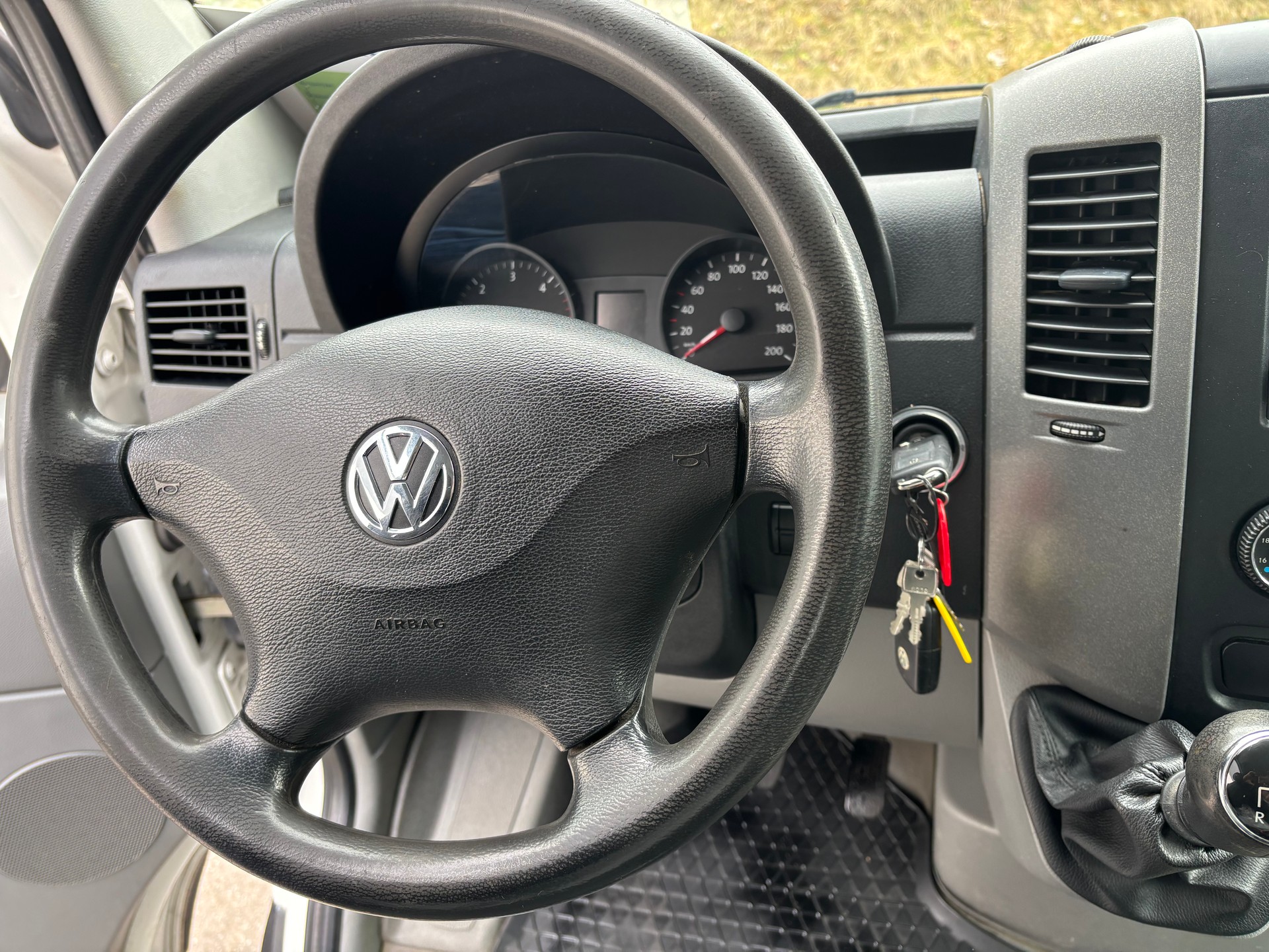 VW Crafter 35 2.0 TDI CR-image-9
