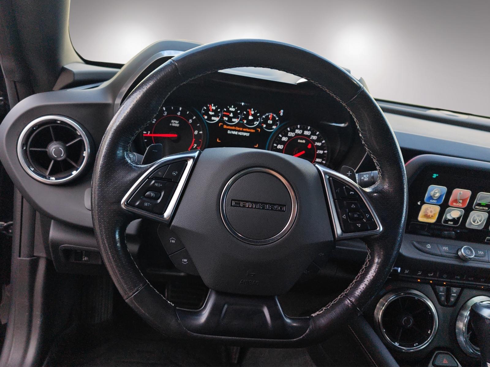 CHEVROLET Camaro Convertible 6.2 V8-image-21