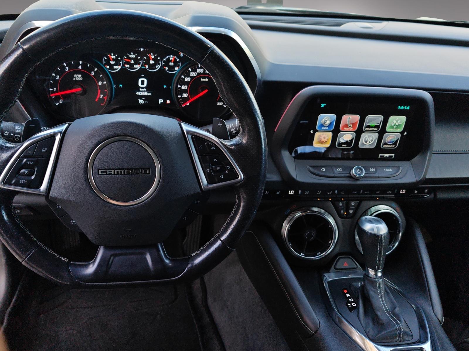 CHEVROLET Camaro Convertible 6.2 V8-image-22