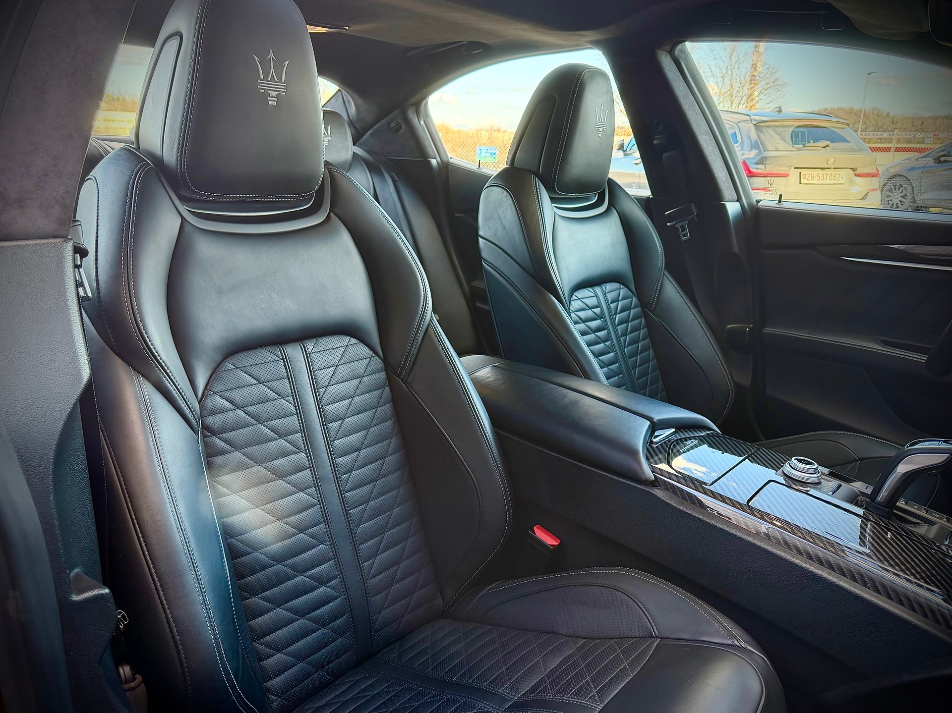 MASERATI Ghibli S Q4 3.0 V6 GranSport Automatica-image-14