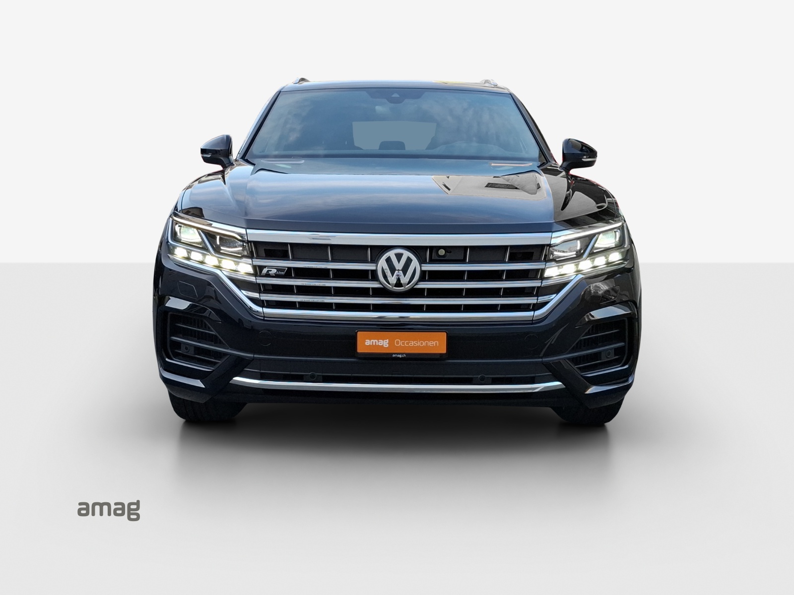 VW Touareg 3.0 TSI R-Line Tiptronic-image-6