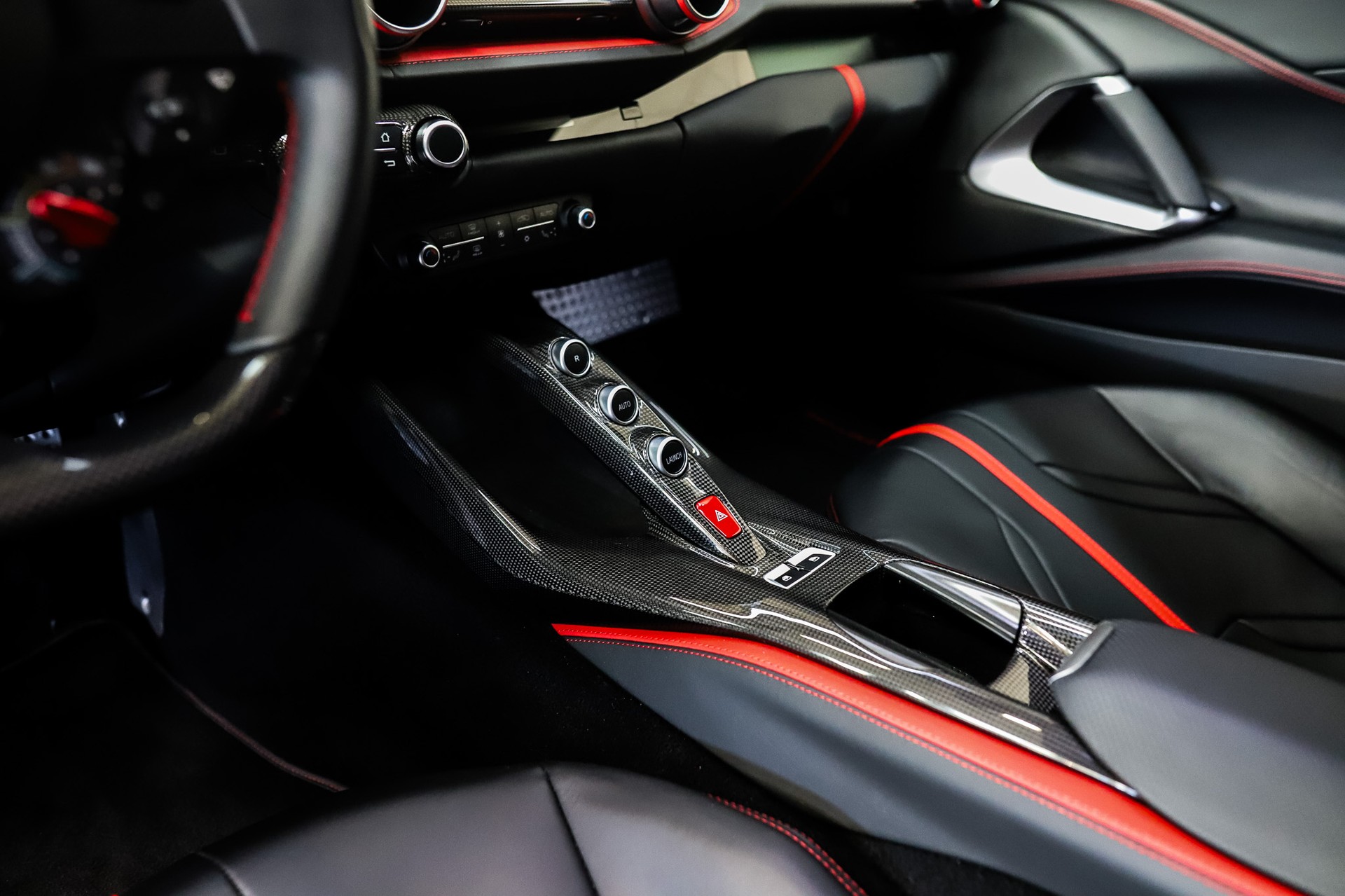 FERRARI 812 Superfast Batmans Batmobil-image-12