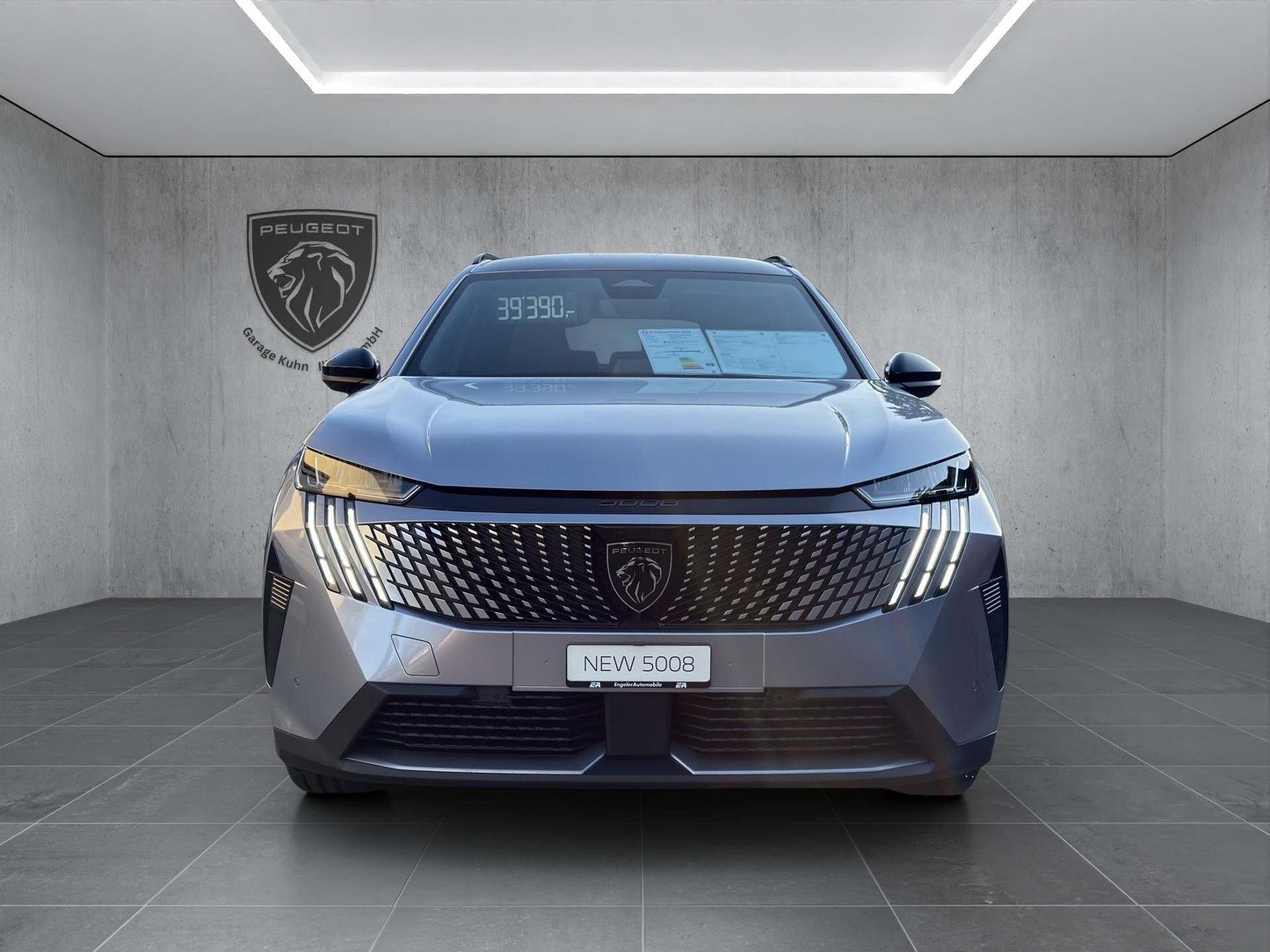 PEUGEOT 5008 1.2 Hybrid Allure Premium-showroom-element-1