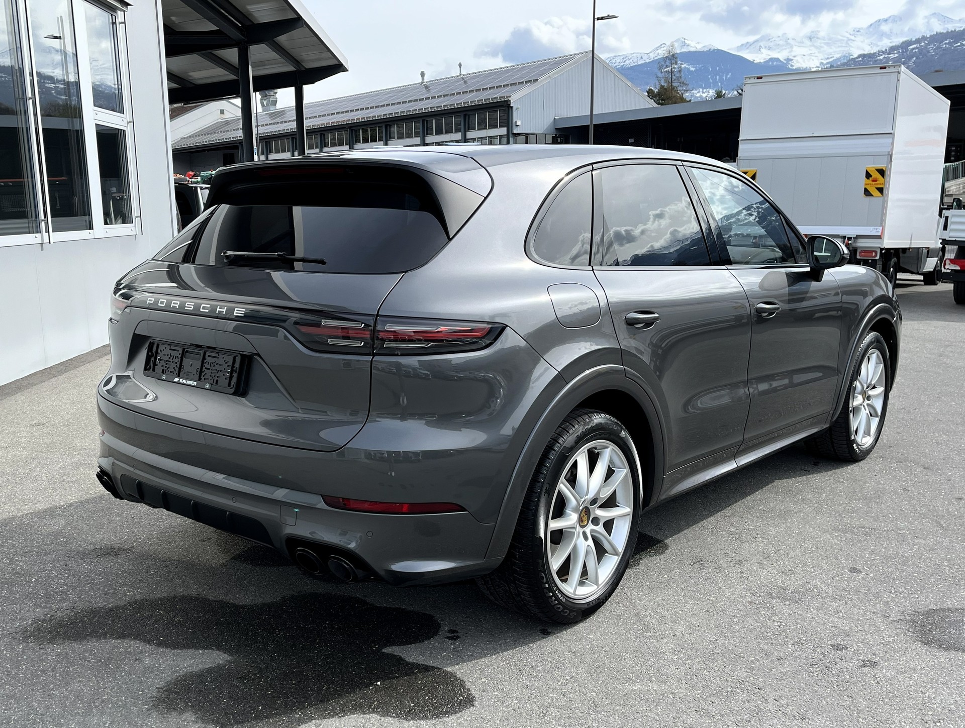PORSCHE Cayenne S-image-6