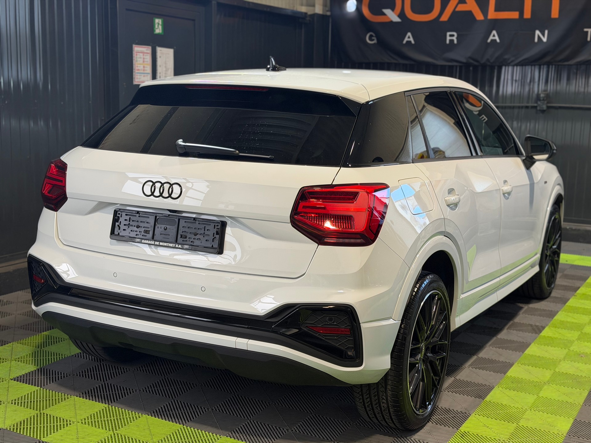 AUDI Q2 35 TFSI S line S-tronic-image-4