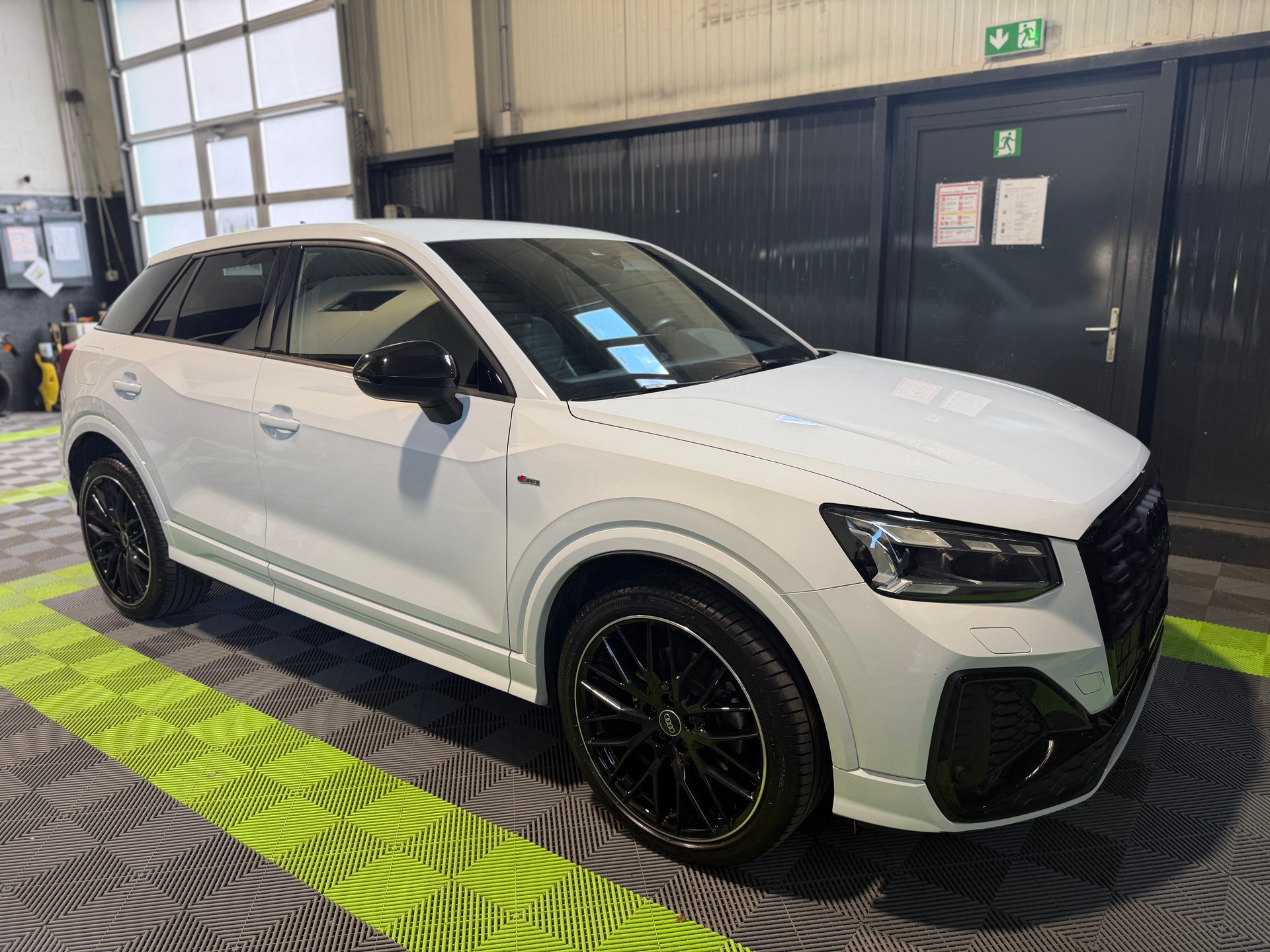 AUDI Q2 35 TFSI S line S-tronic-image-7