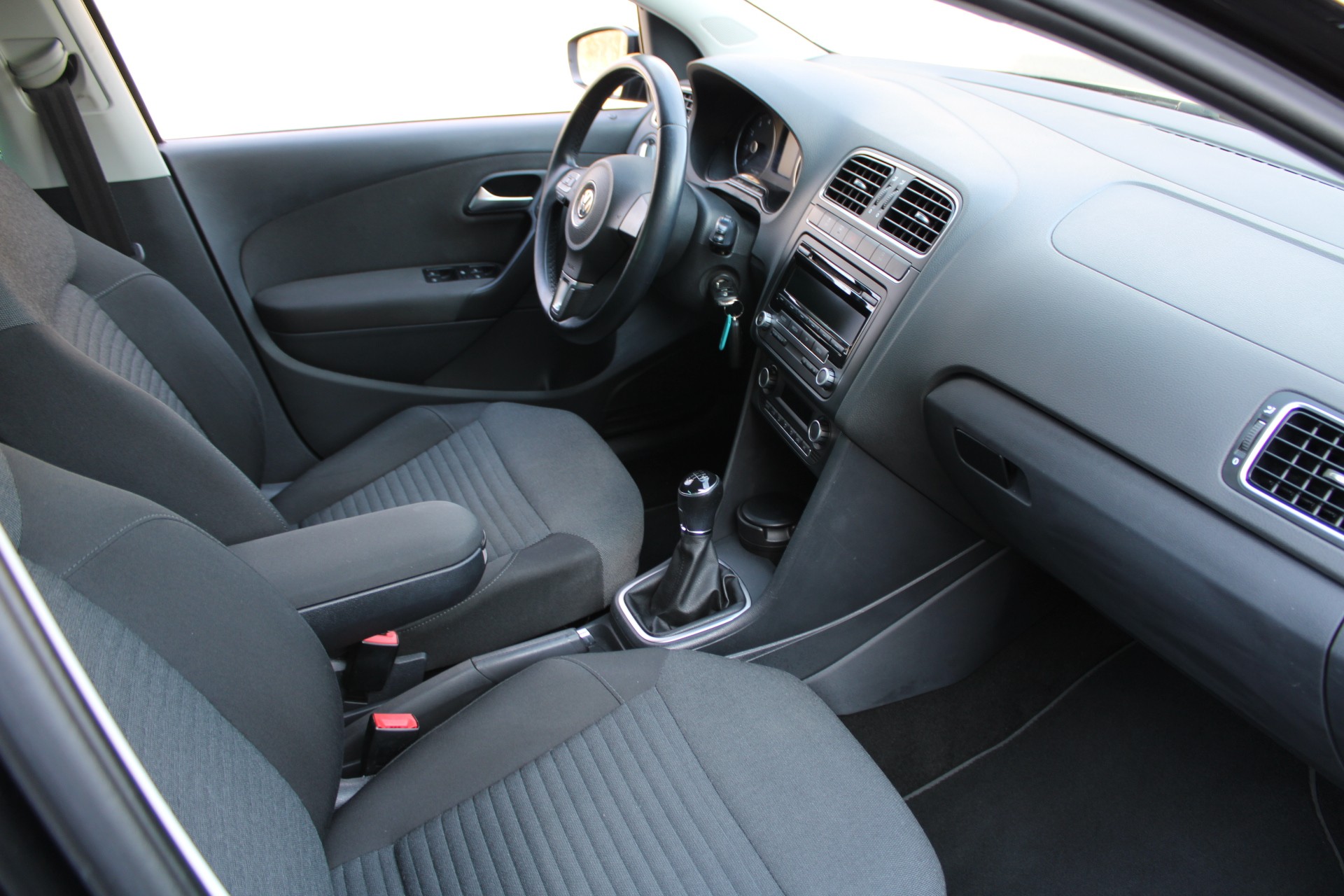 VW Polo 1.2 TSI BlueMotion Technology 65th Edition-image-5