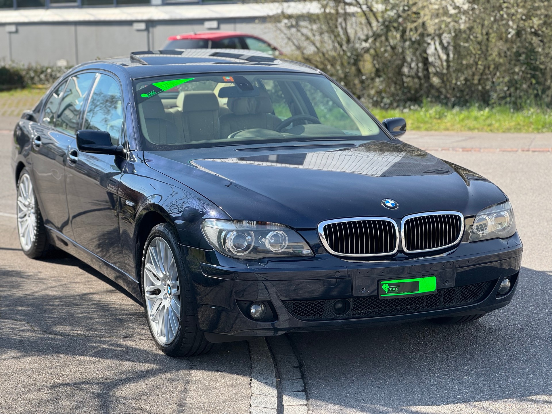BMW 750i