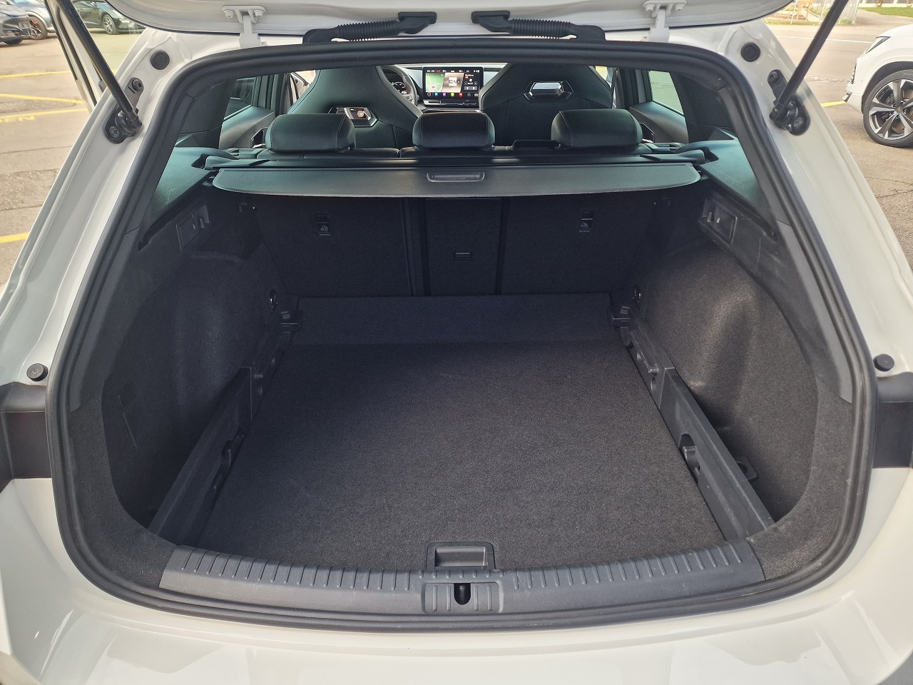 CUPRA LEON ST 2.0 TSI VZ DSG 4Drive-image-28
