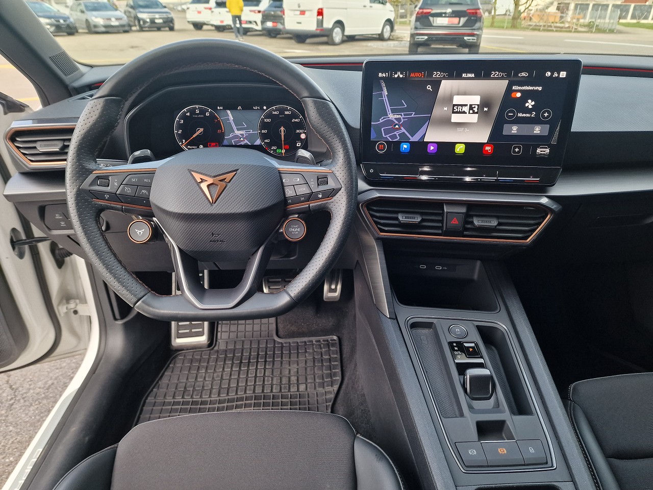 CUPRA LEON ST 2.0 TSI VZ DSG 4Drive-image-13