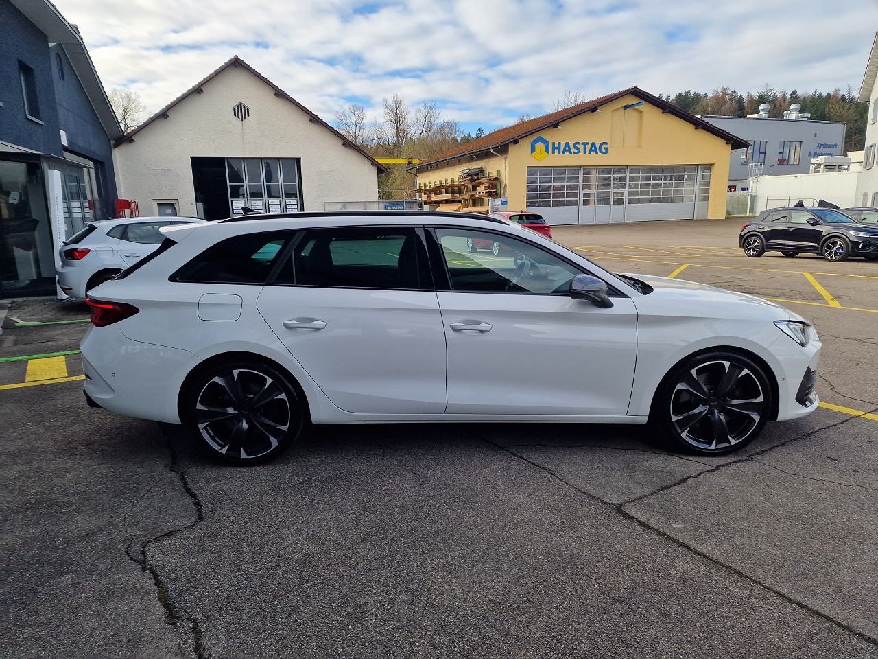CUPRA LEON ST 2.0 TSI VZ DSG 4Drive-image-6