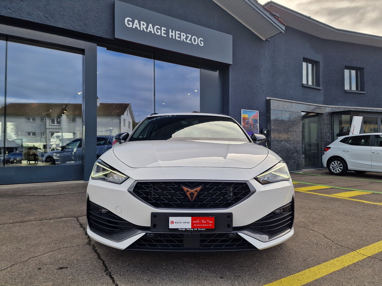 CUPRA LEON ST 2.0 TSI VZ DSG 4Drive-image-8
