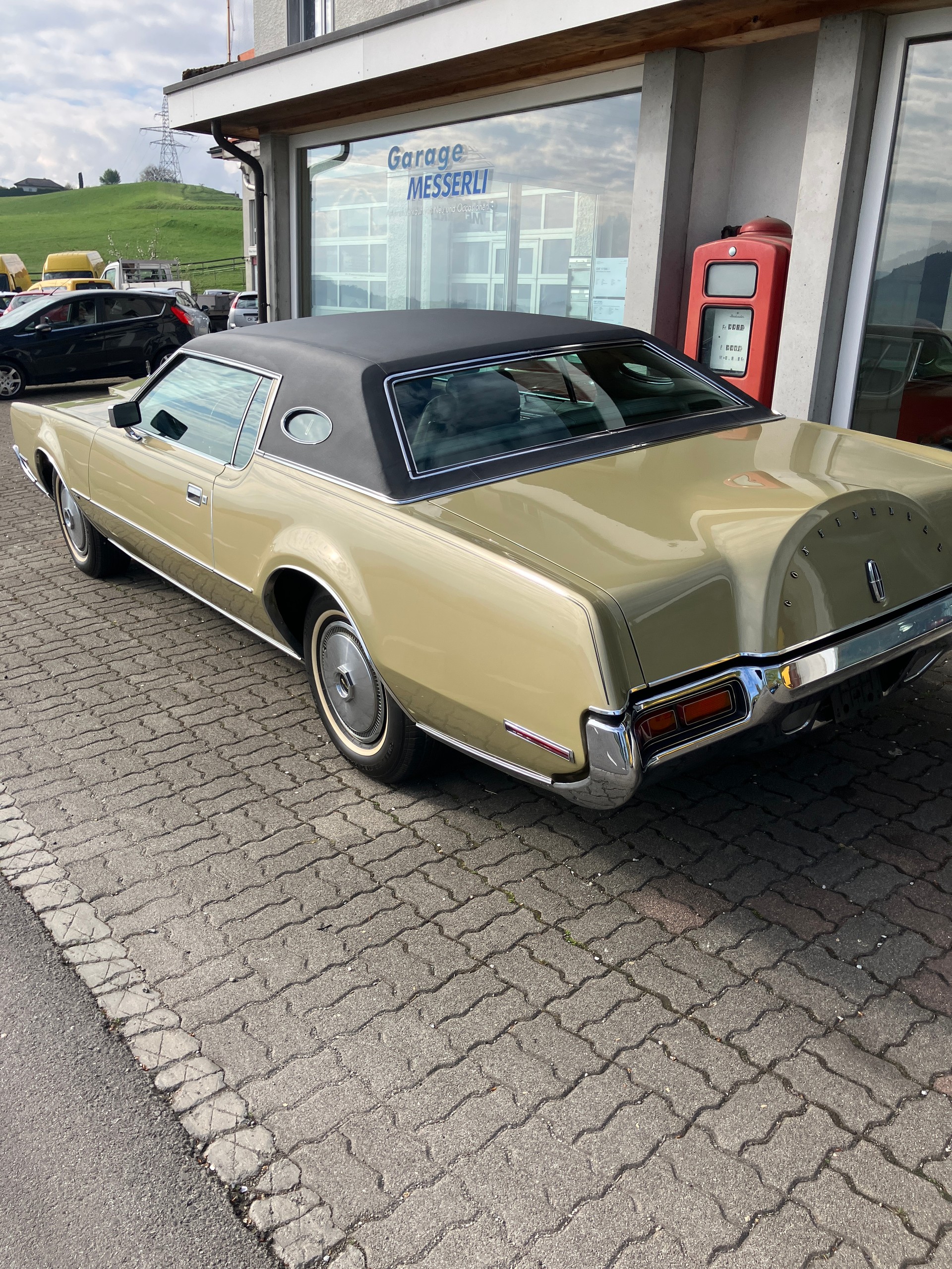LINCOLN Mark IV-image-2