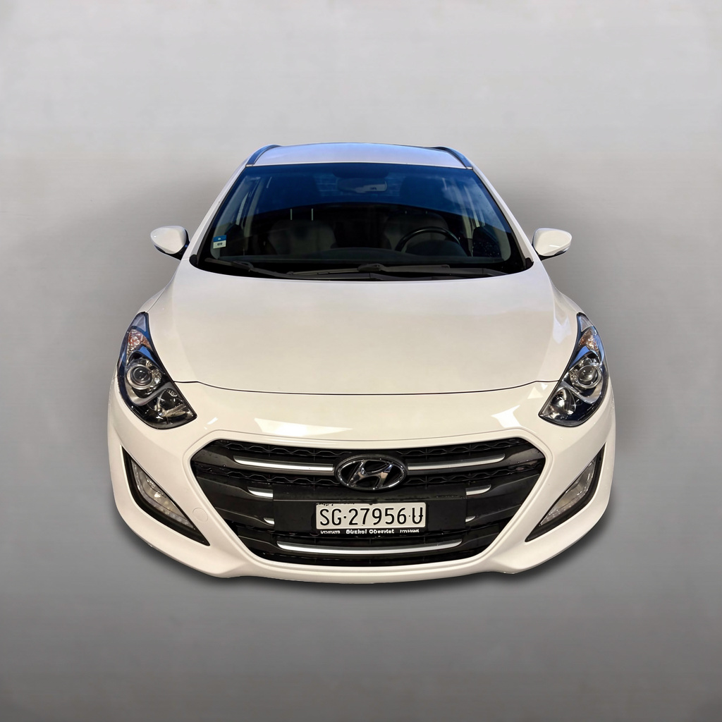 HYUNDAI i30 Wagon 1.6 CRDi Amplia Automatic DCT