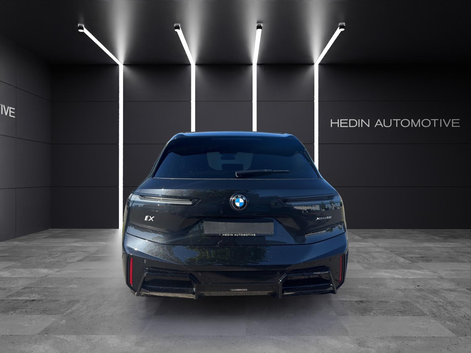 BMW iX xDrive60-image-21