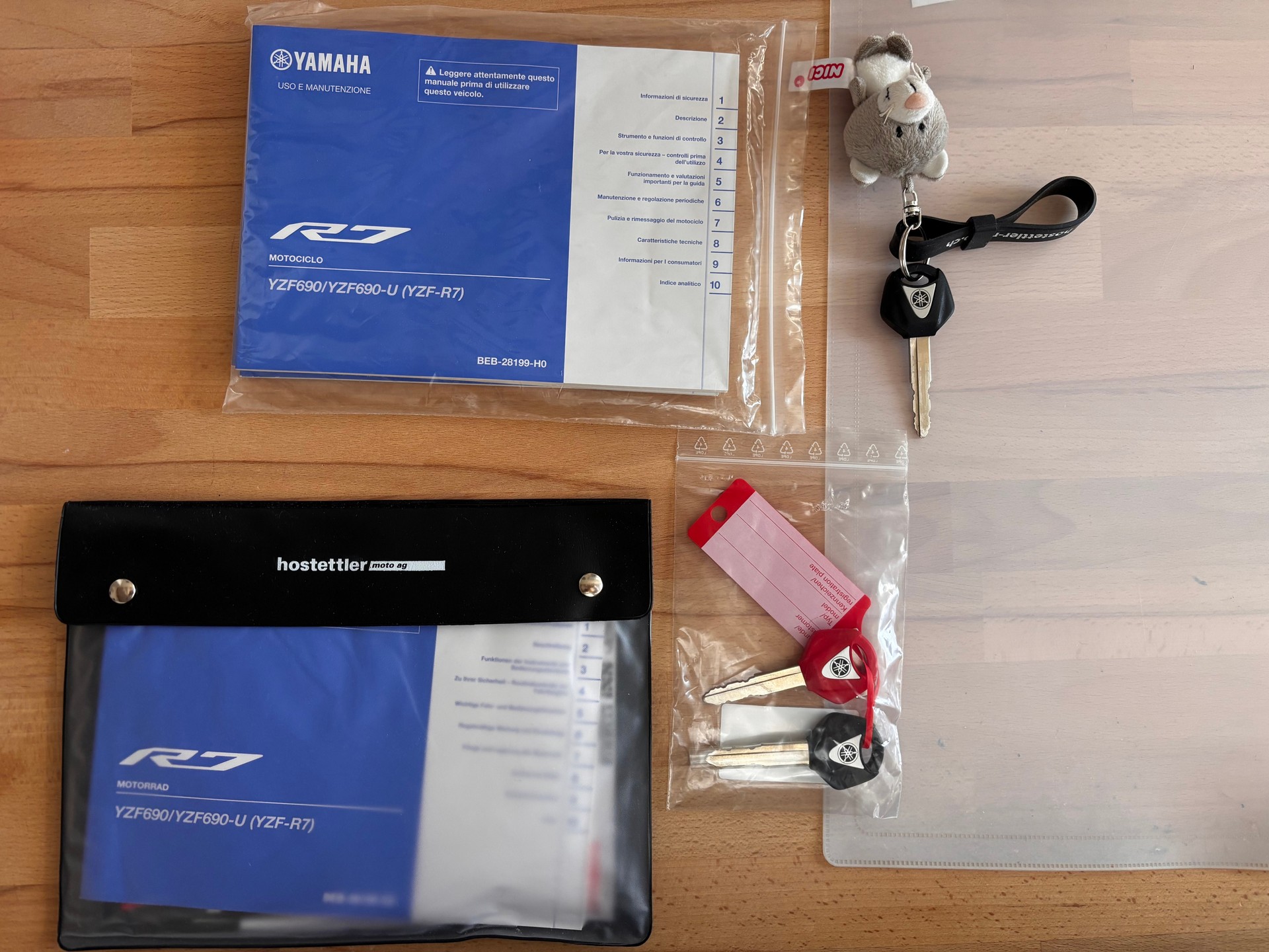 YAMAHA YZF-R7-image-4
