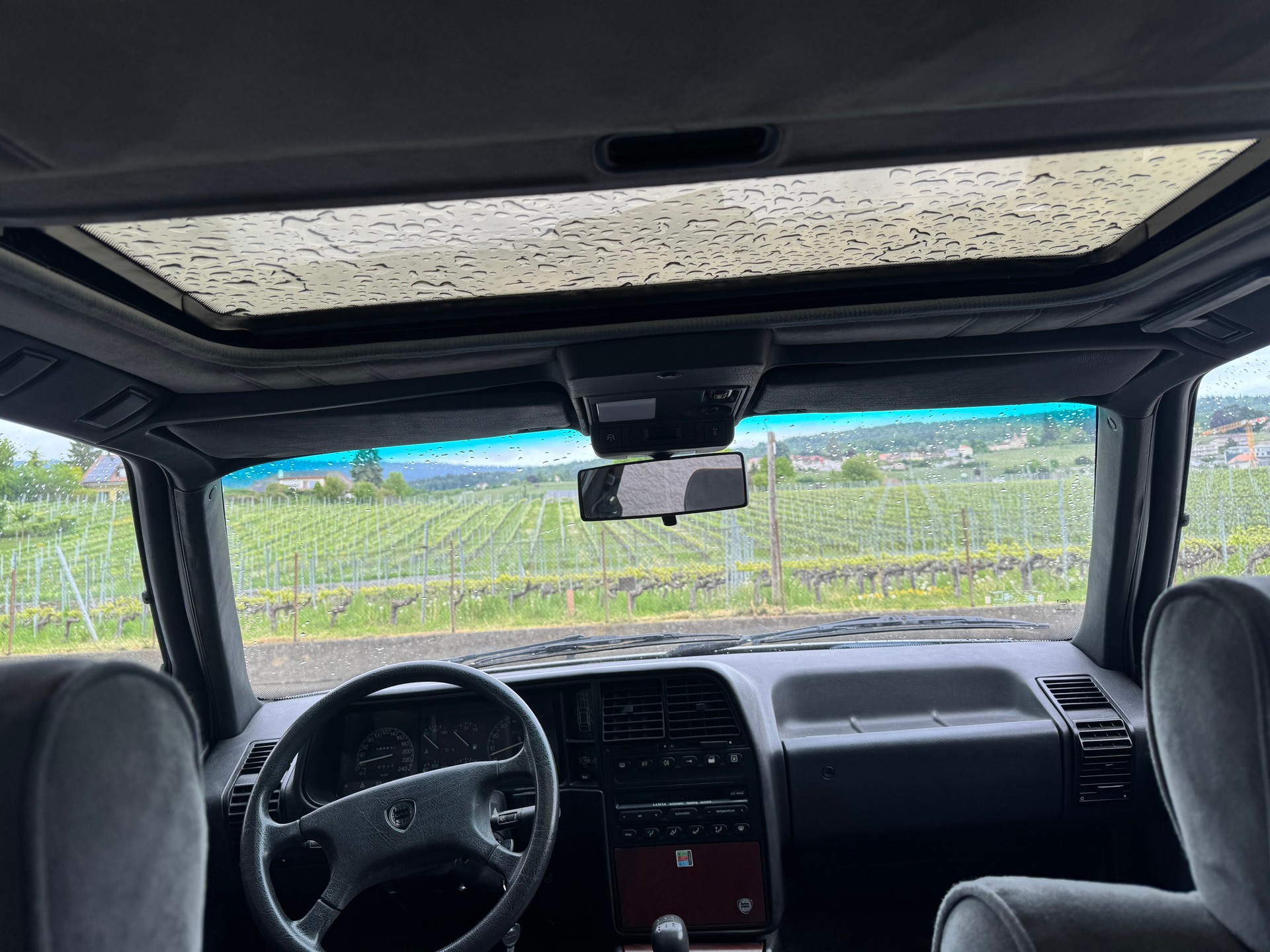 LANCIA Thema 2.0 i.e. Turbo-image-8