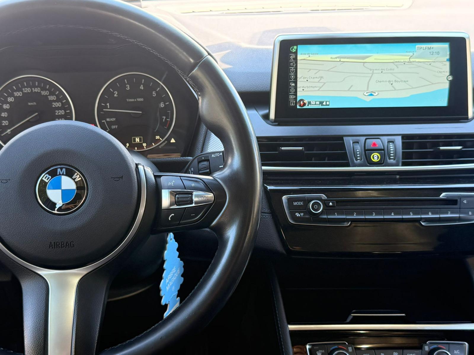 BMW 220i Active Tourer M Sport Line-image-15