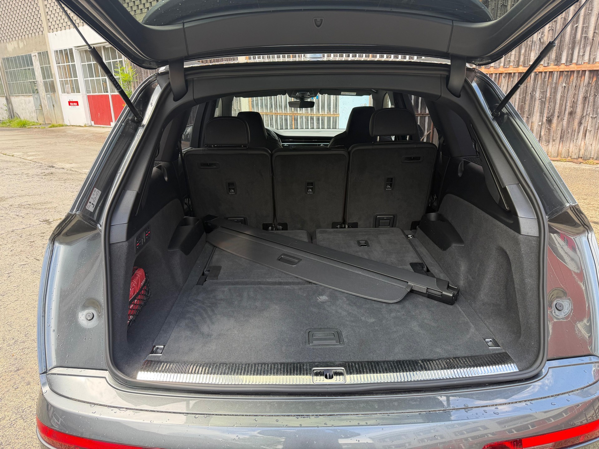 AUDI SQ7 TFSI quattro tiptronic-image-4