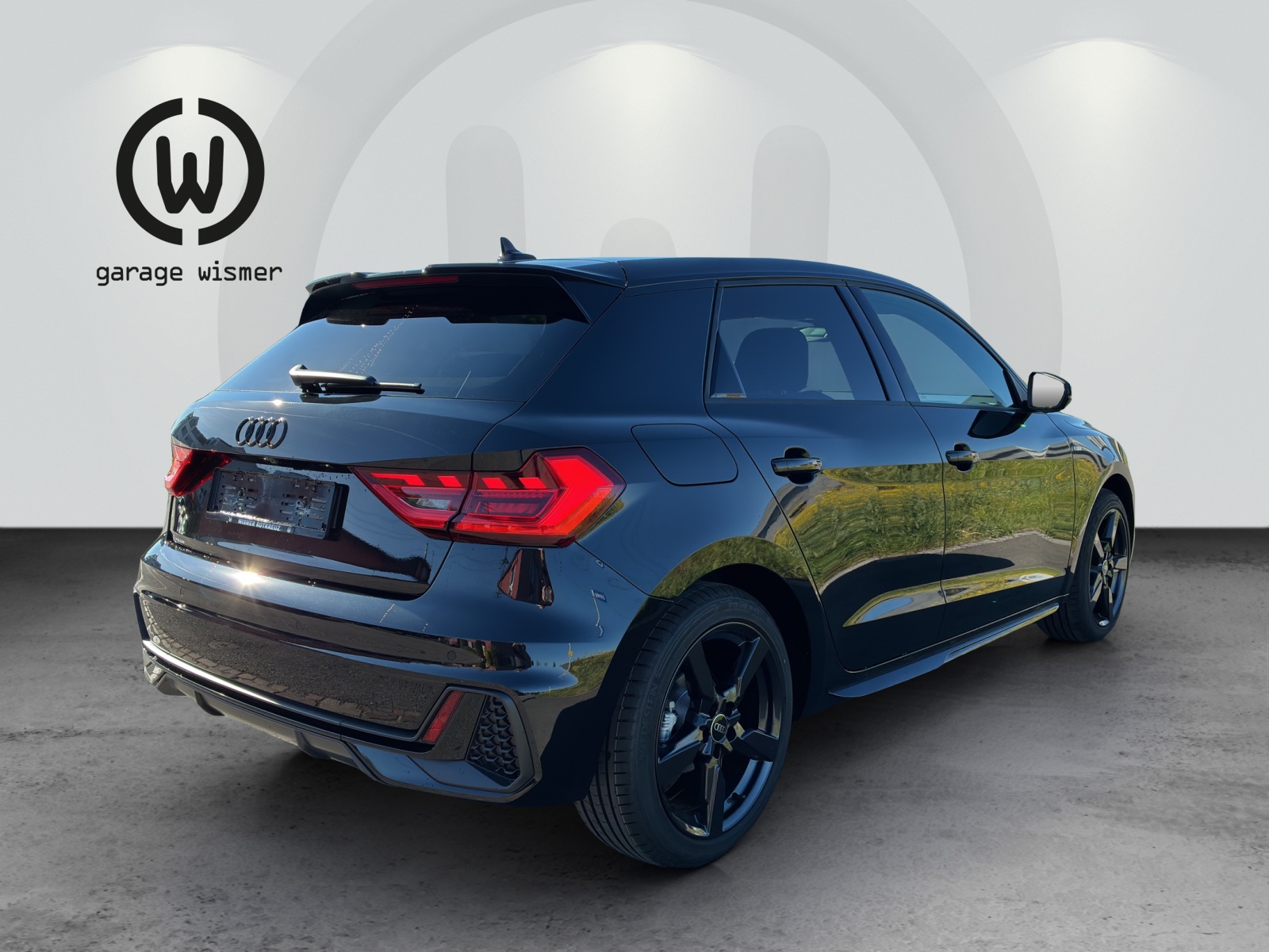 AUDI A1 Sportback 35 TFSI S Line S-tronic-showroom-element-3