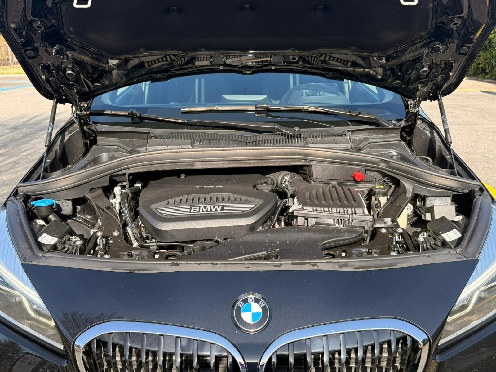 BMW 220d xDrive Gran Tourer Steptronic M Sport *** 7 Places ***-image-29