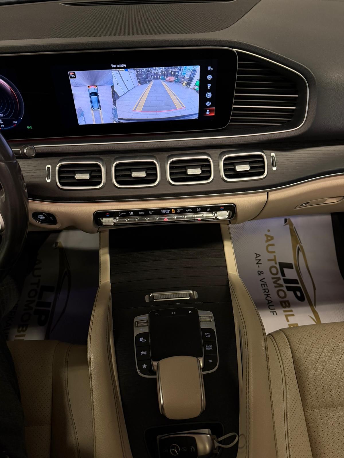 MERCEDES-BENZ GLE 400 d 4Matic 9G-Tronic-image-11