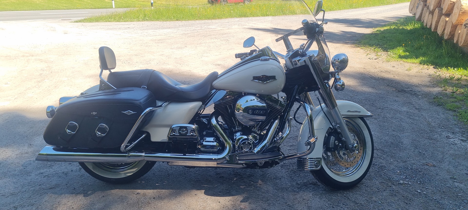 HARLEY-DAVIDSON FLHRC Road King Classic 103 ABS-image-11