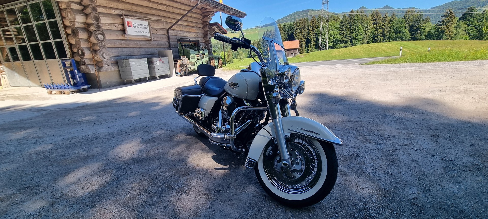 HARLEY-DAVIDSON FLHRC Road King Classic 103 ABS-image-6