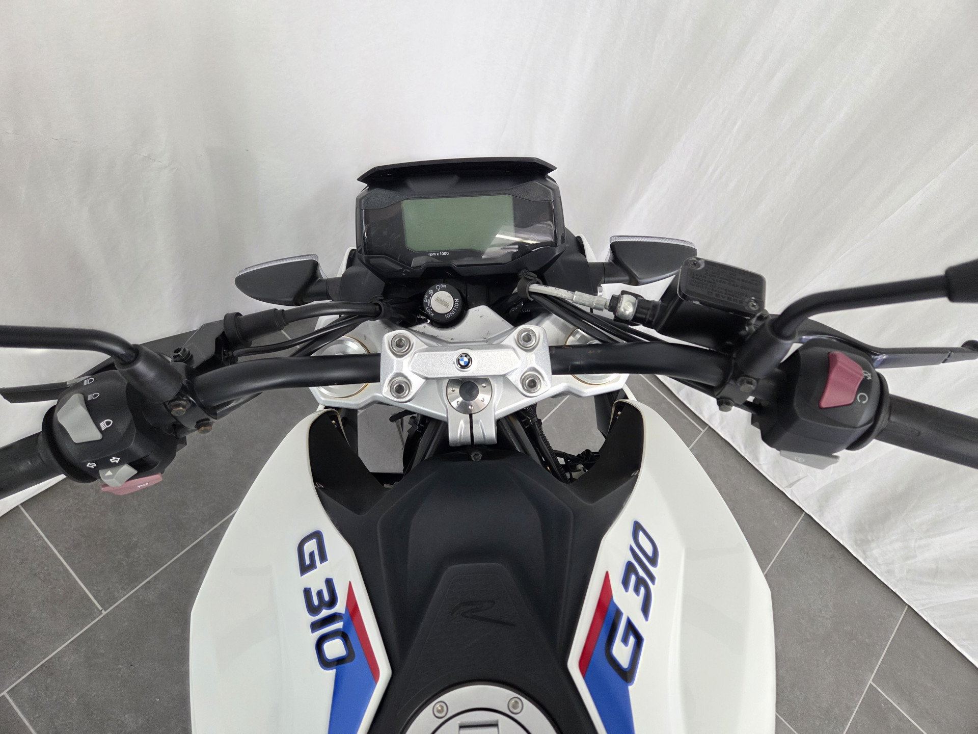 BMW G 310 R-image-4
