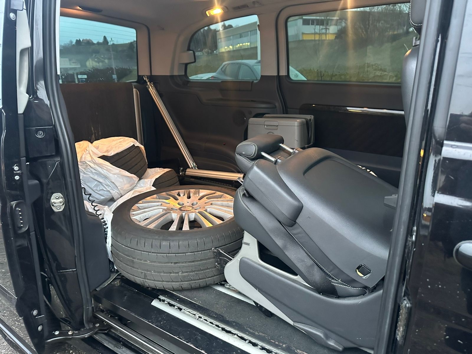 MERCEDES-BENZ Viano 3.0 CDI Trend Family Automat-image-8
