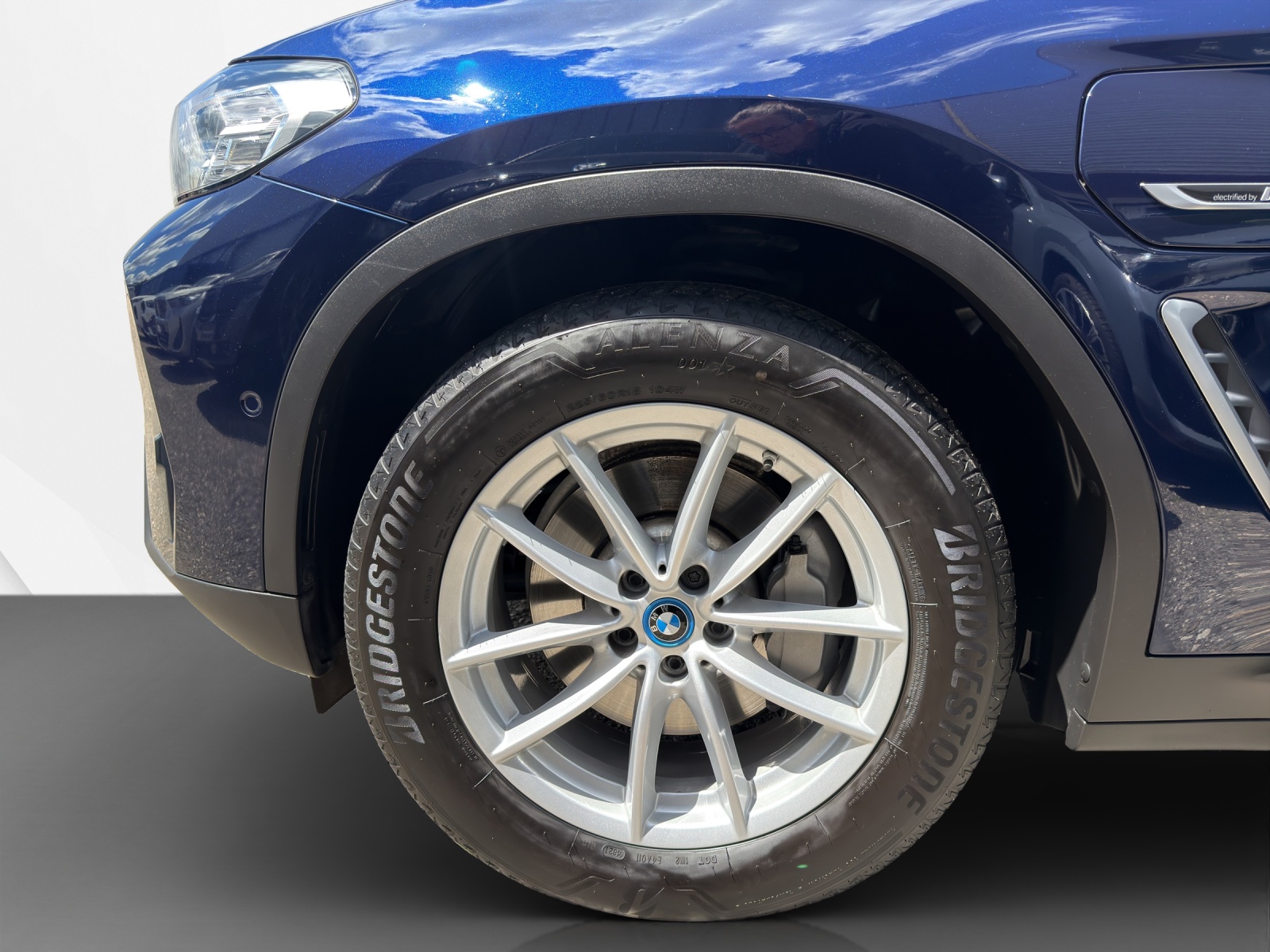 BMW X3 xDrive 30e-image-11