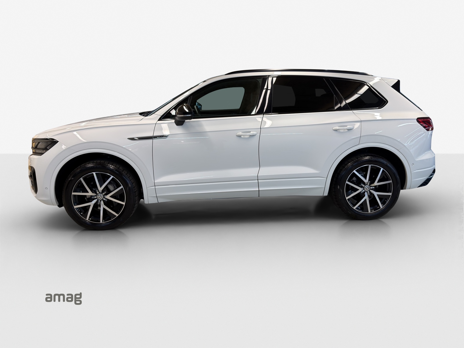 VW Touareg 3.0 TDI R Line Tiptronic-image-1