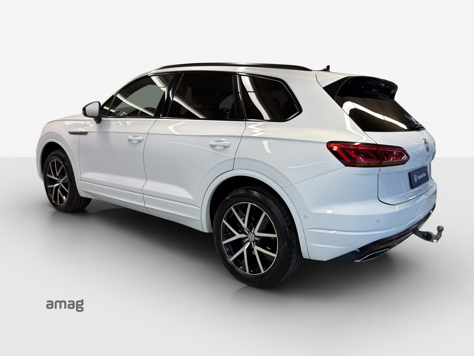 VW Touareg 3.0 TDI R Line Tiptronic-showroom-element-2