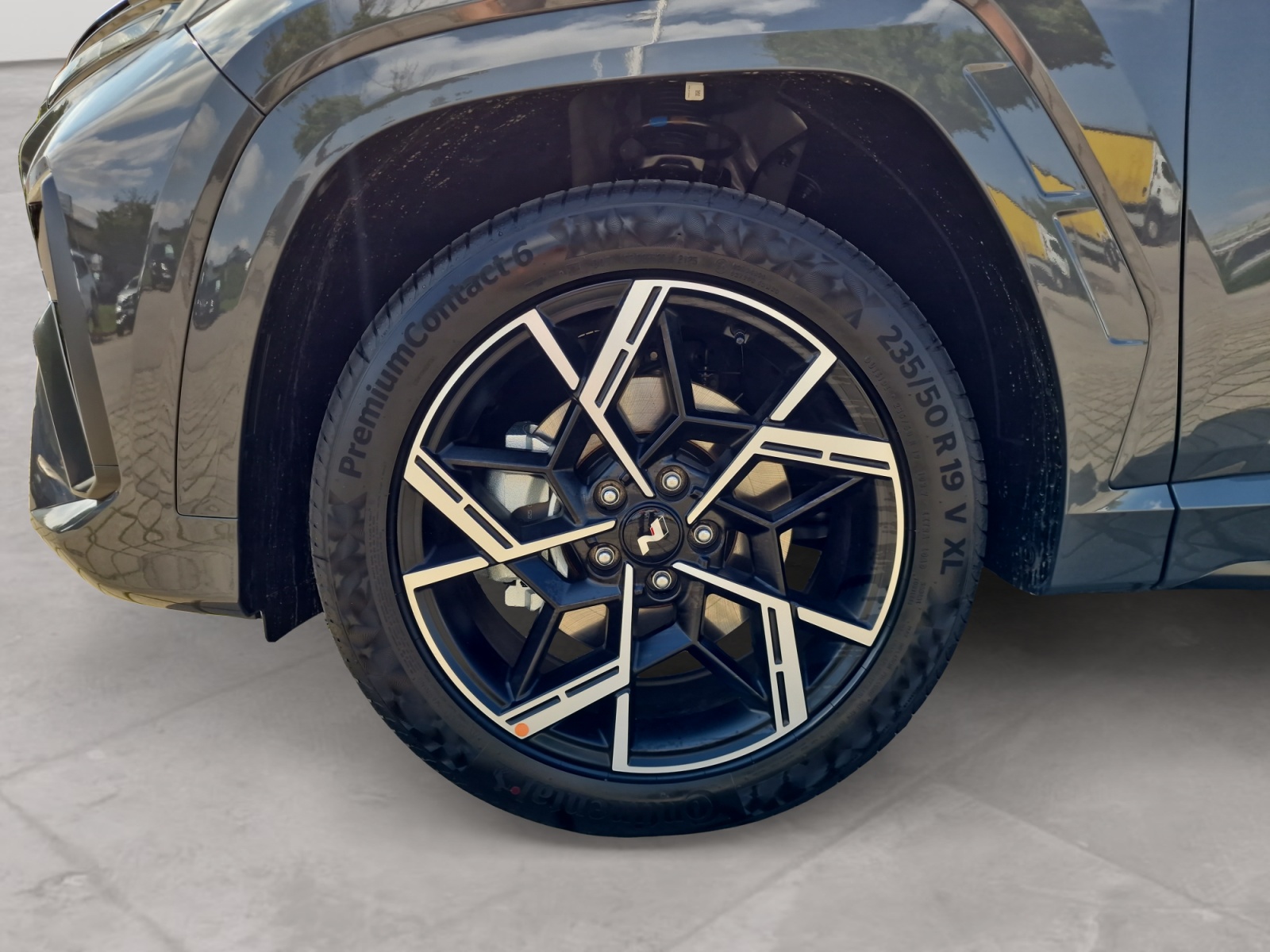 HYUNDAI Tucson 1.6 T-GDI N-Line MHEV 4x4 180PS Panorama-image-9