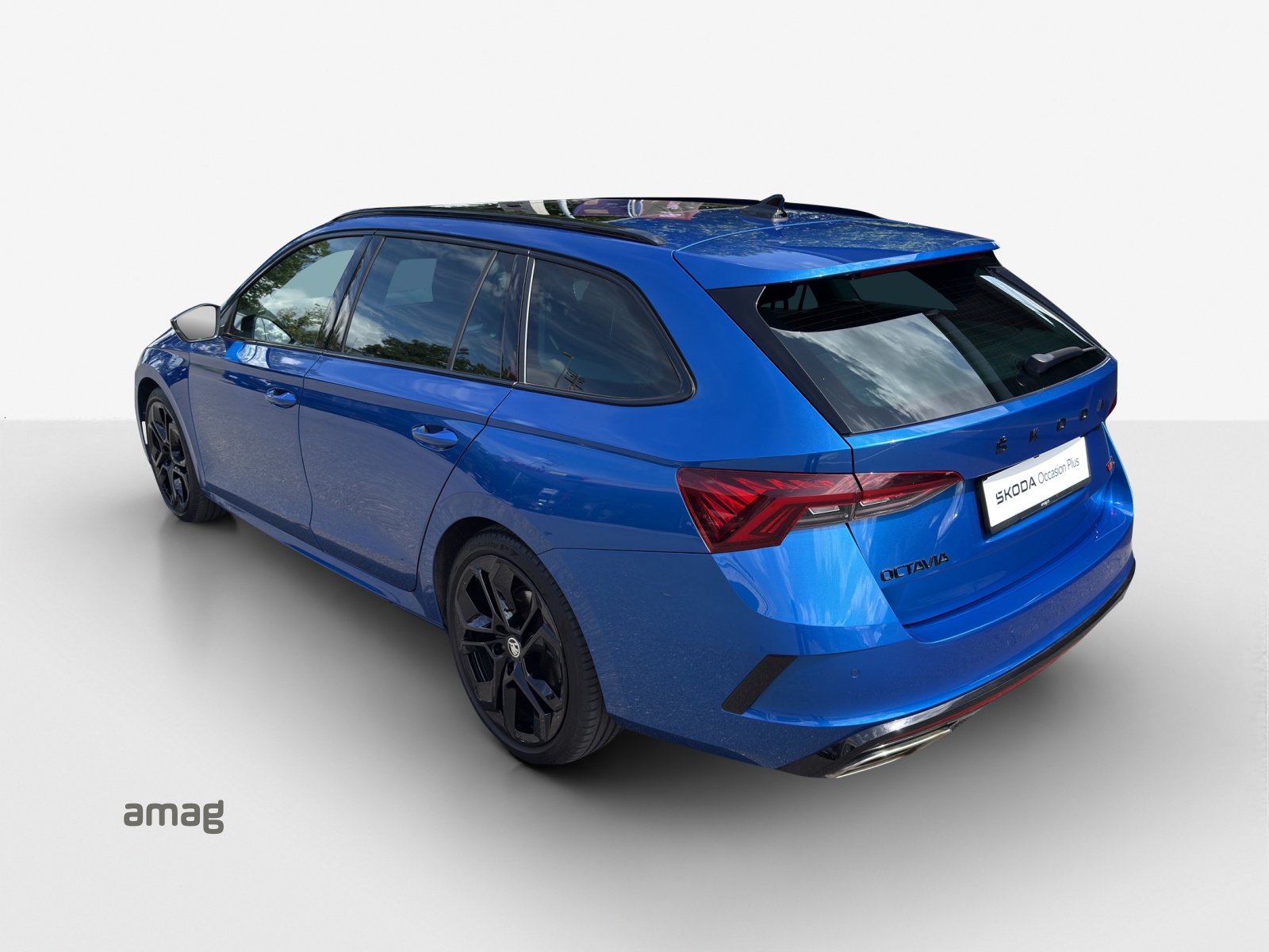 SKODA Octavia Combi 2.0 TDI DSG RS 4x4-showroom-element-2
