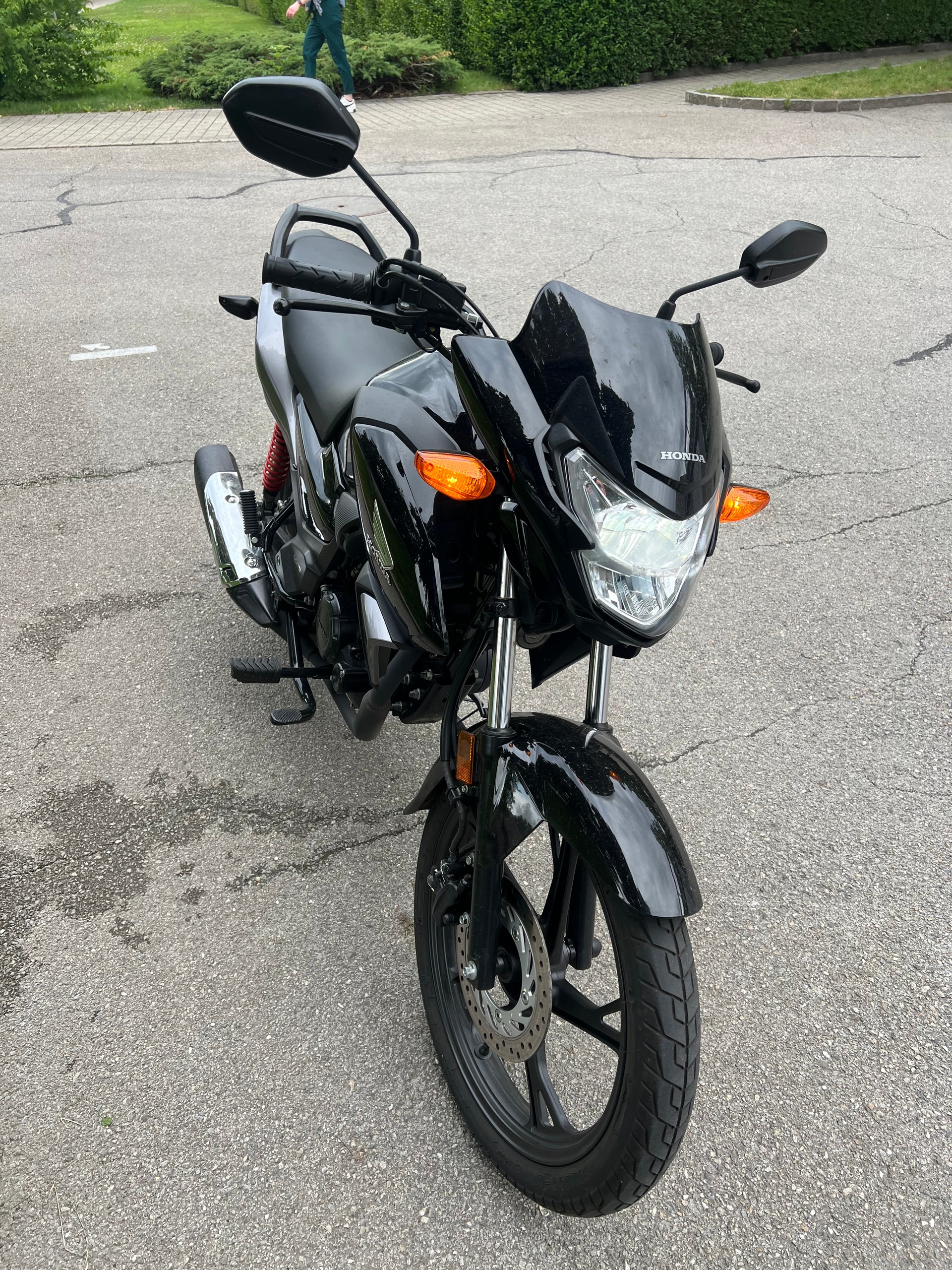 HONDA CBF 125 M-image-1