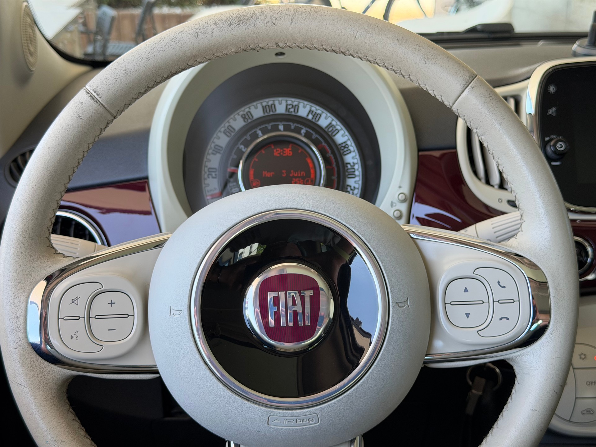 FIAT 500 0.9 Twinair Pop Star-image-12