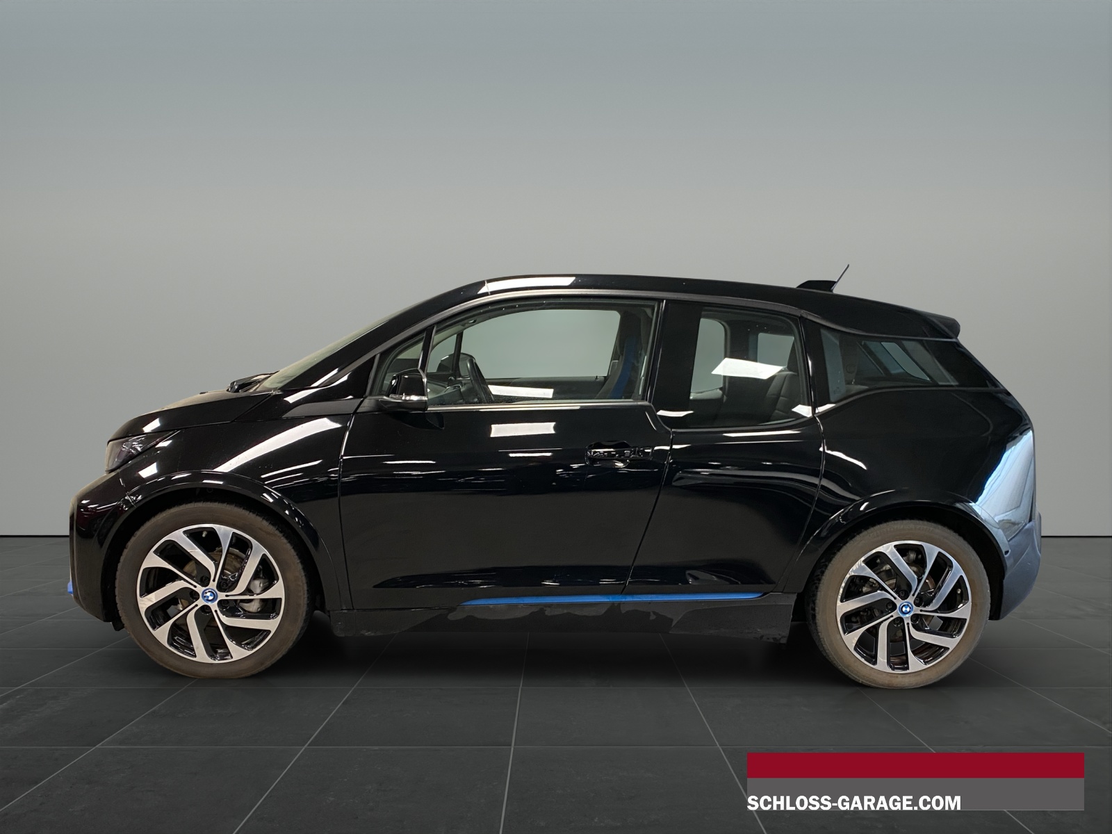 BMW i3 S E-Motor 120 Ah-showroom-element-2