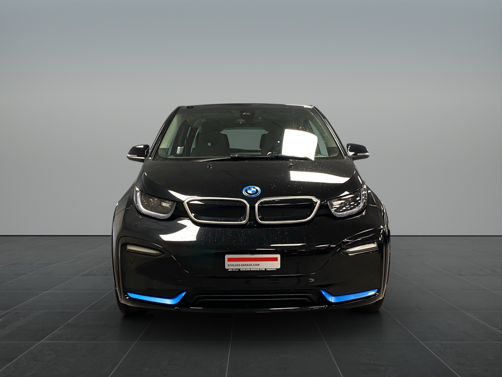 BMW i3 S E-Motor 120 Ah-showroom-element-1