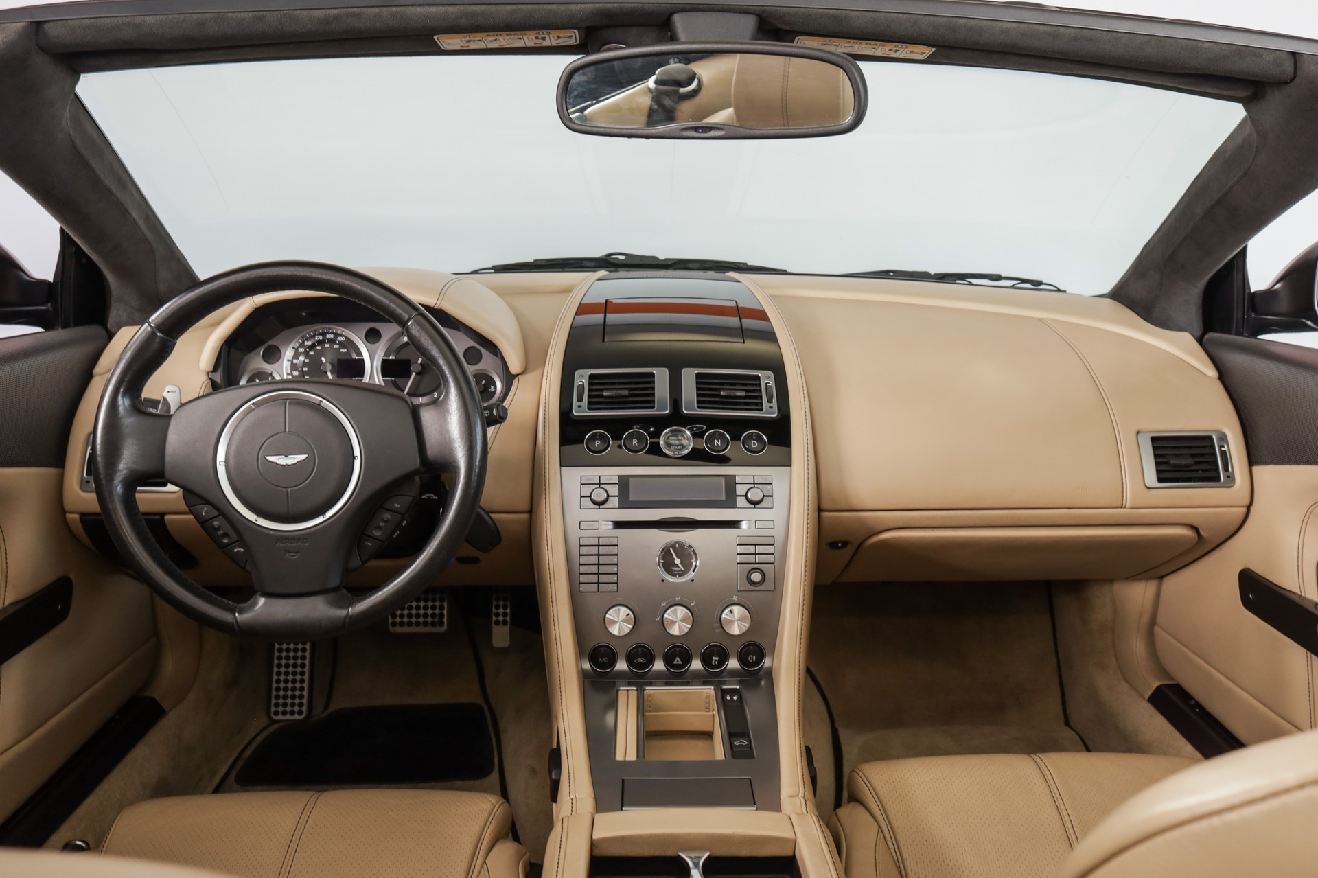 ASTON MARTIN DB9 Volante Touchtronic 2-image-14