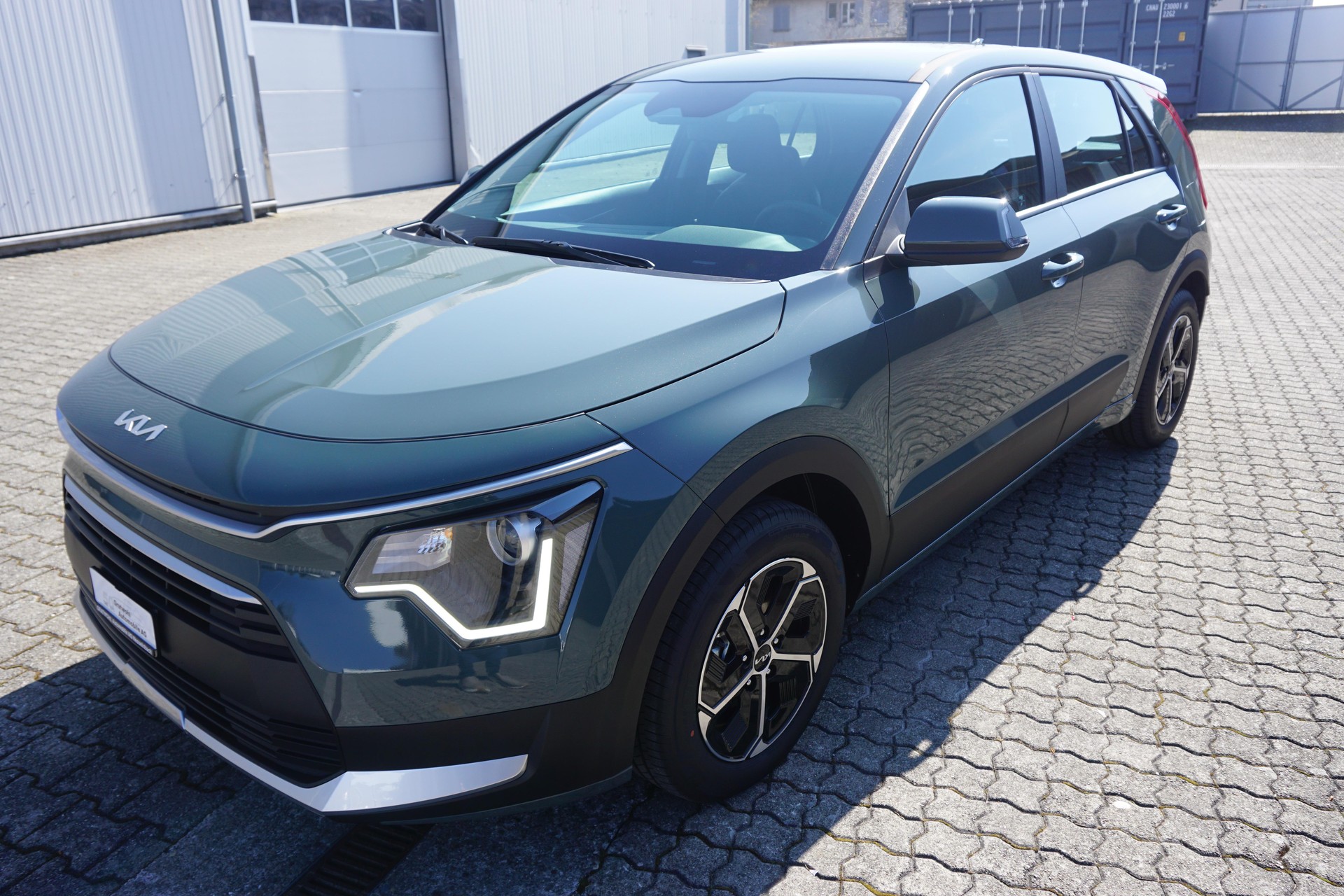KIA Niro 1.6 GDi Hybrid-showroom-element-2