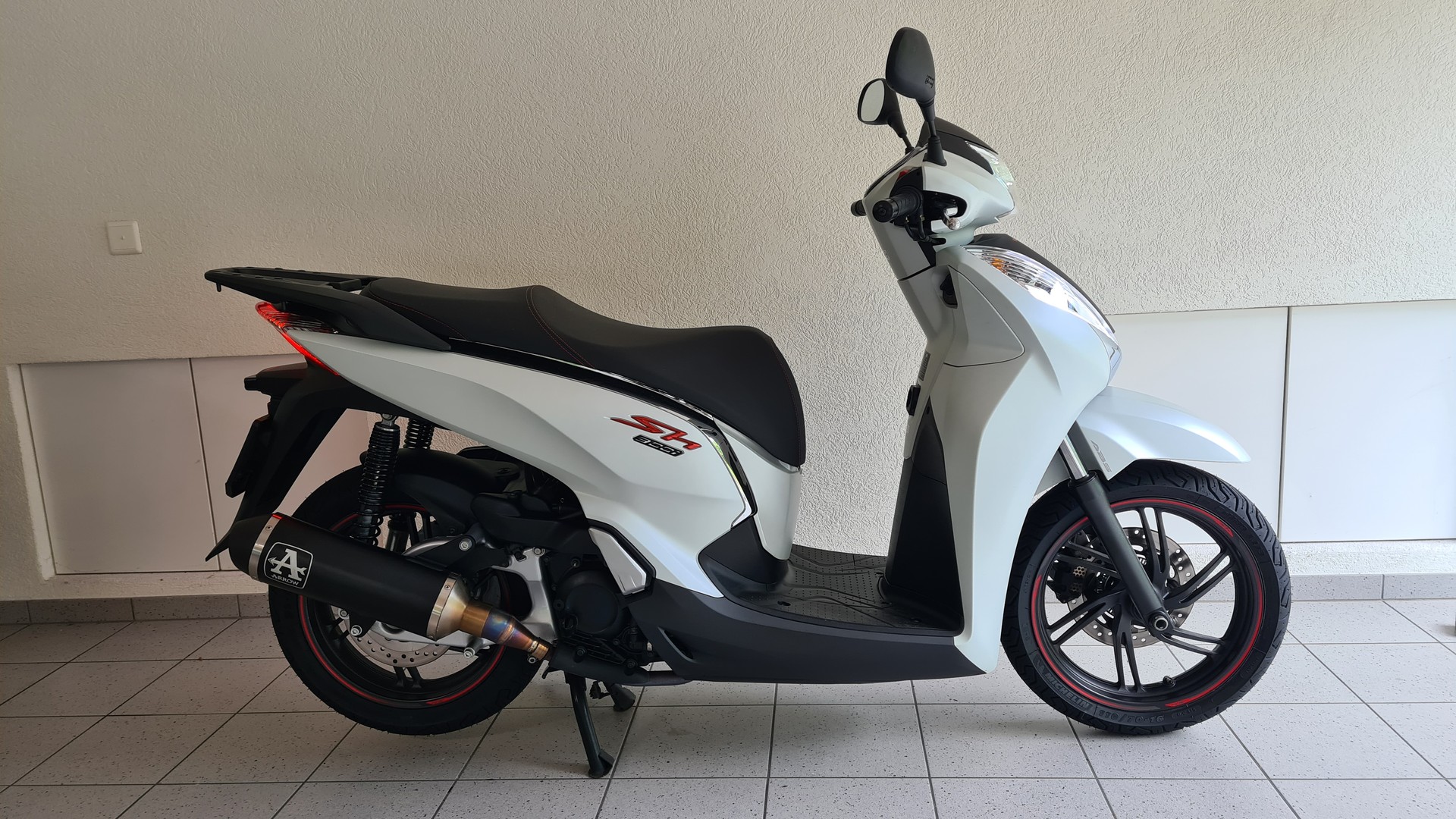 HONDA SH 300 i ABS-image-0