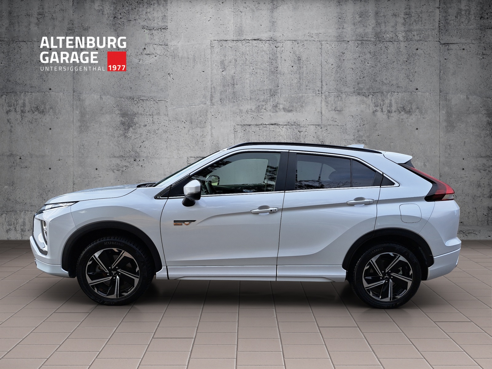 MITSUBISHI Eclipse Cross 2.4 PHEV Instyle 4x4-showroom-element-1