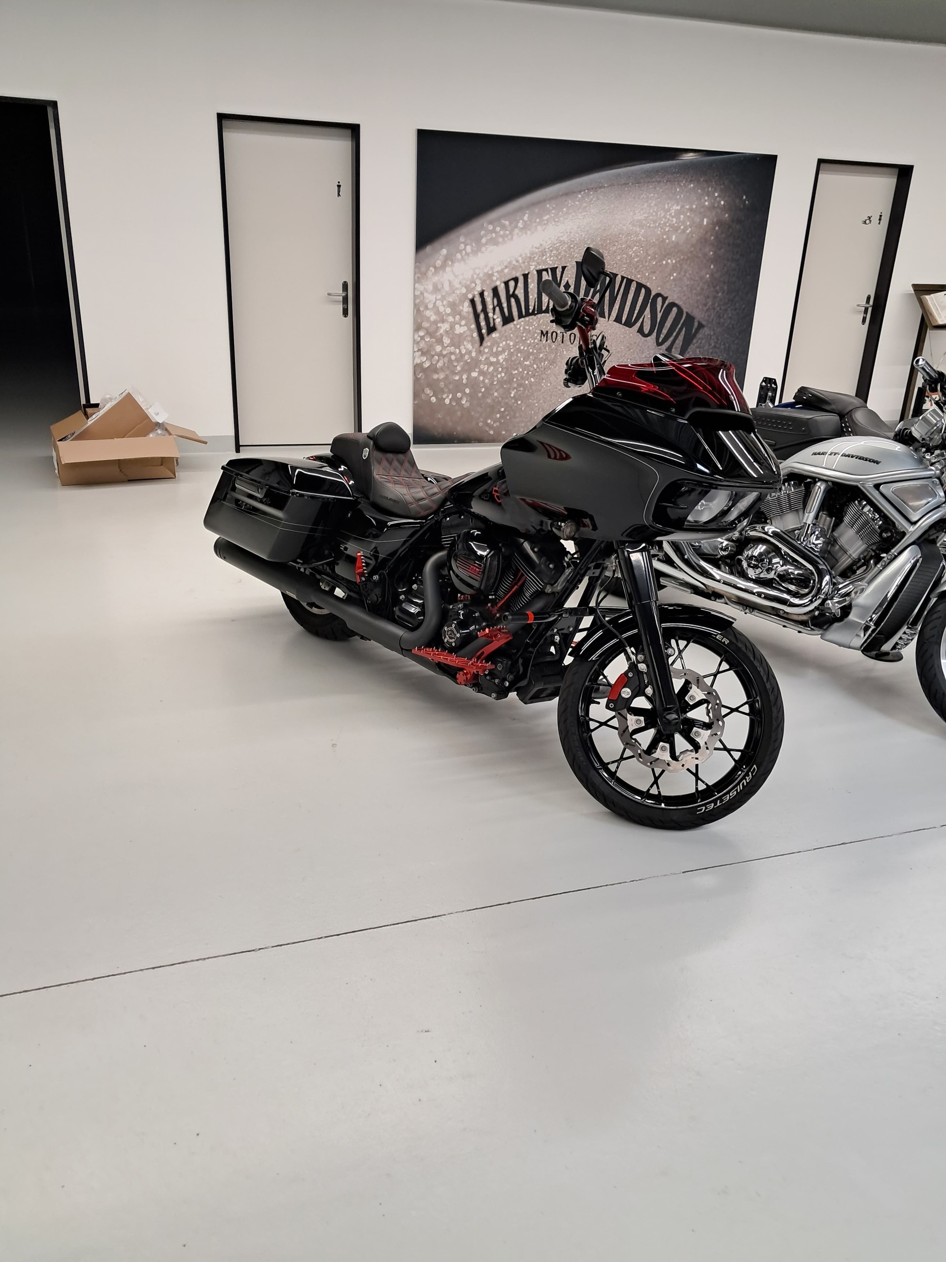 HARLEY-DAVIDSON Road Glide Special-image-9