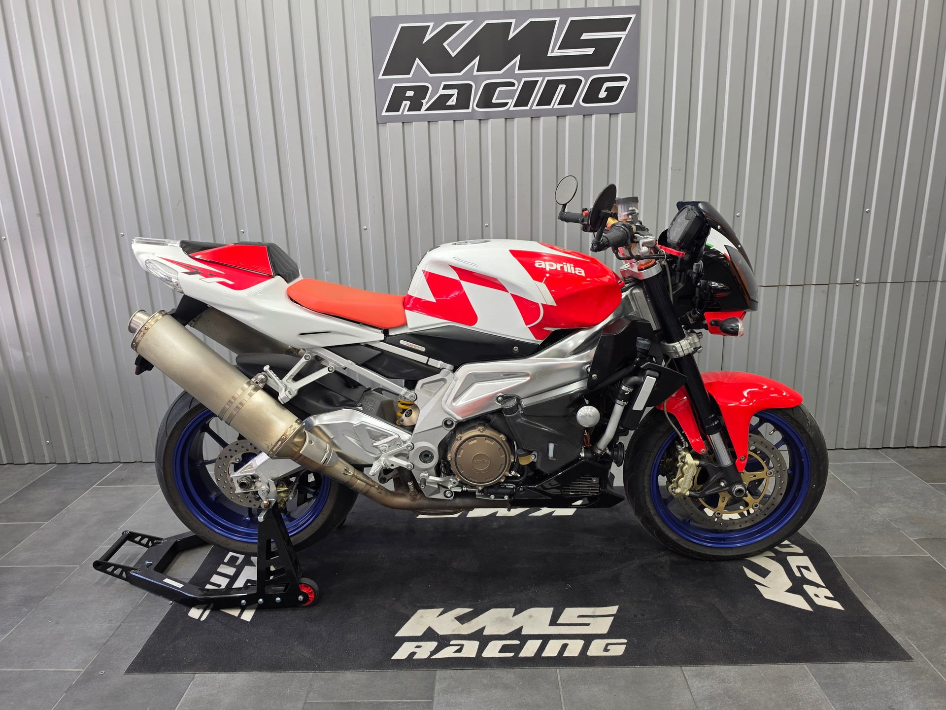 APRILIA Tuono 1000 R Factory-image-5