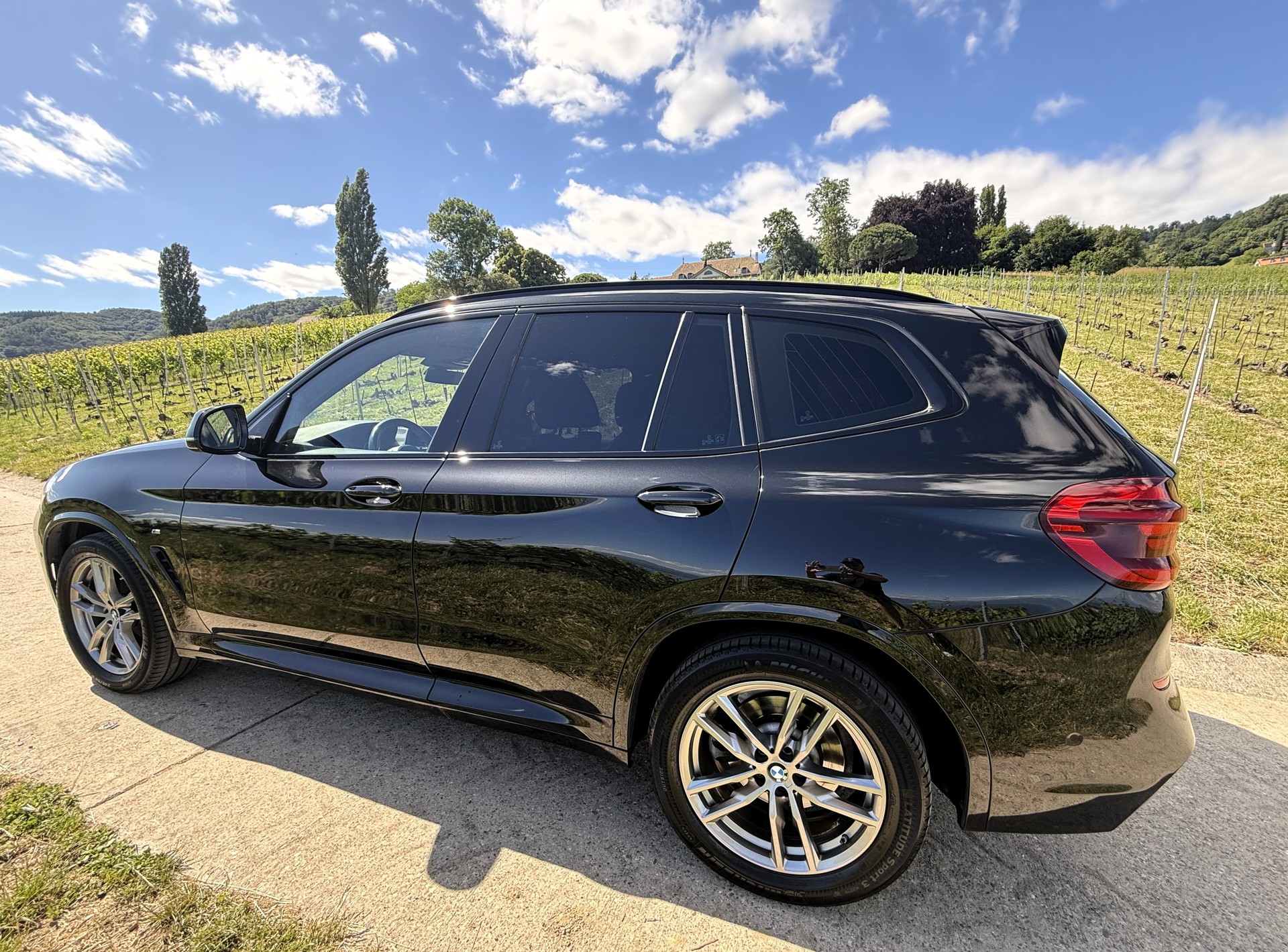 BMW X3 xDrive 20d M Sport Steptronic-showroom-element-3
