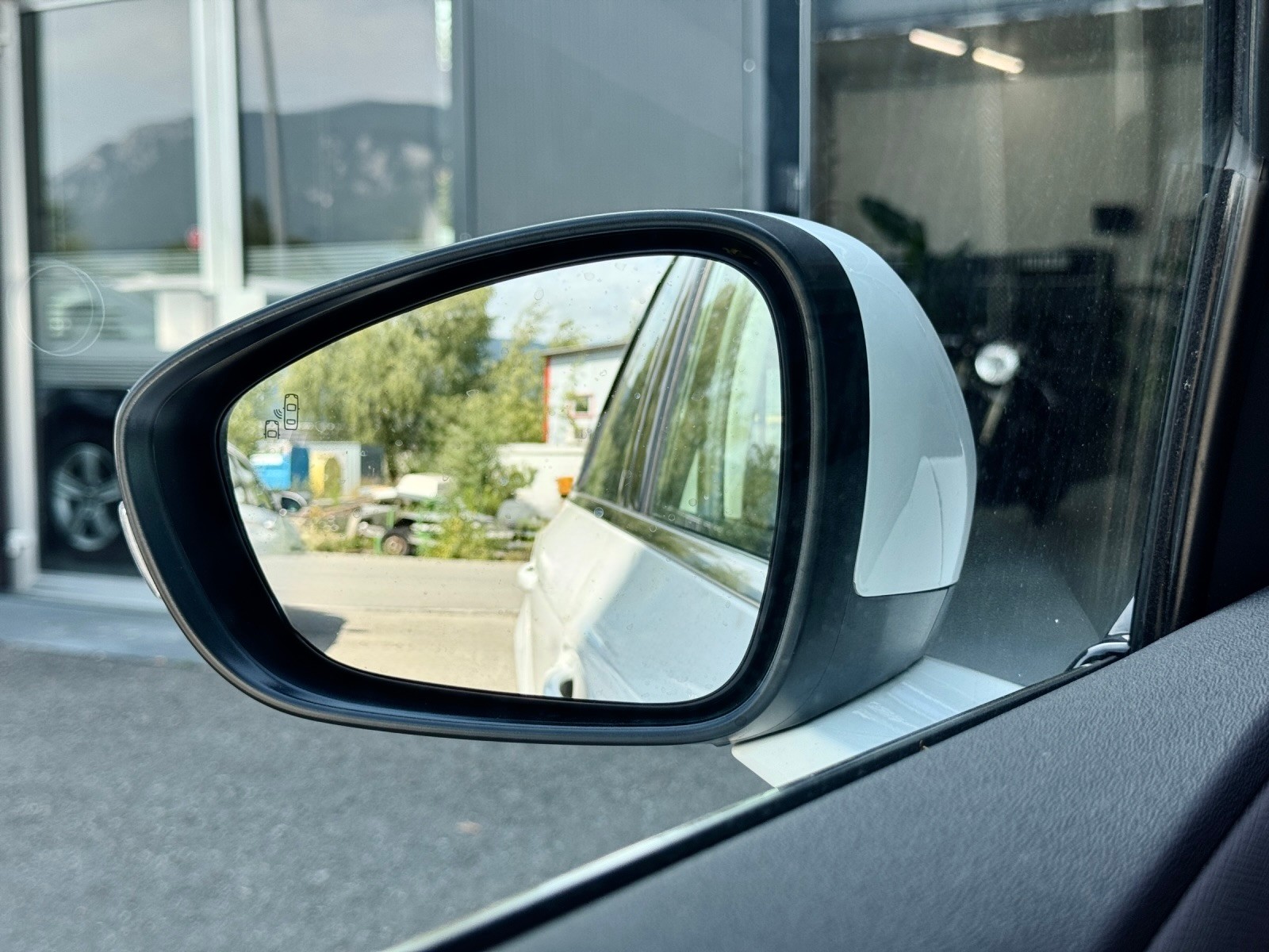 CITROEN C4 Picasso 1.2 Pure Tech Feel Edition EAT6-image-19