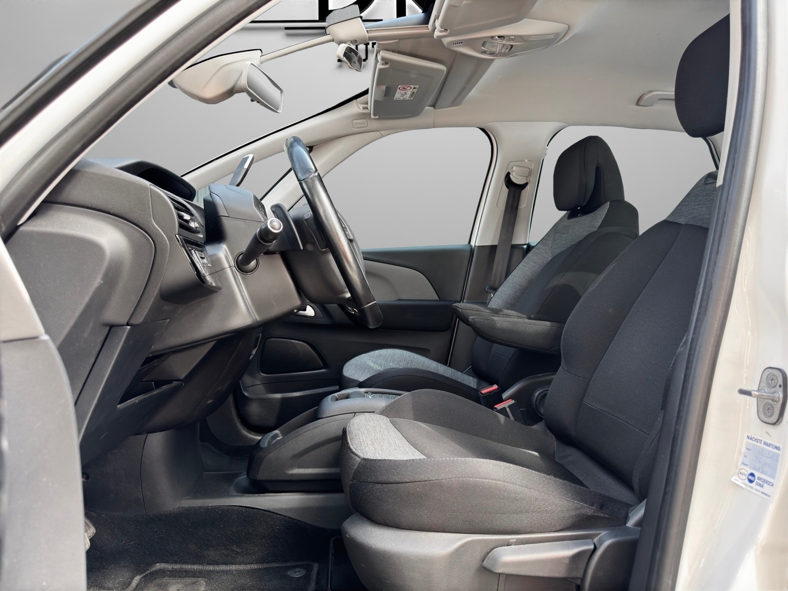 CITROEN C4 Picasso 1.2 Pure Tech Feel Edition EAT6-image-7